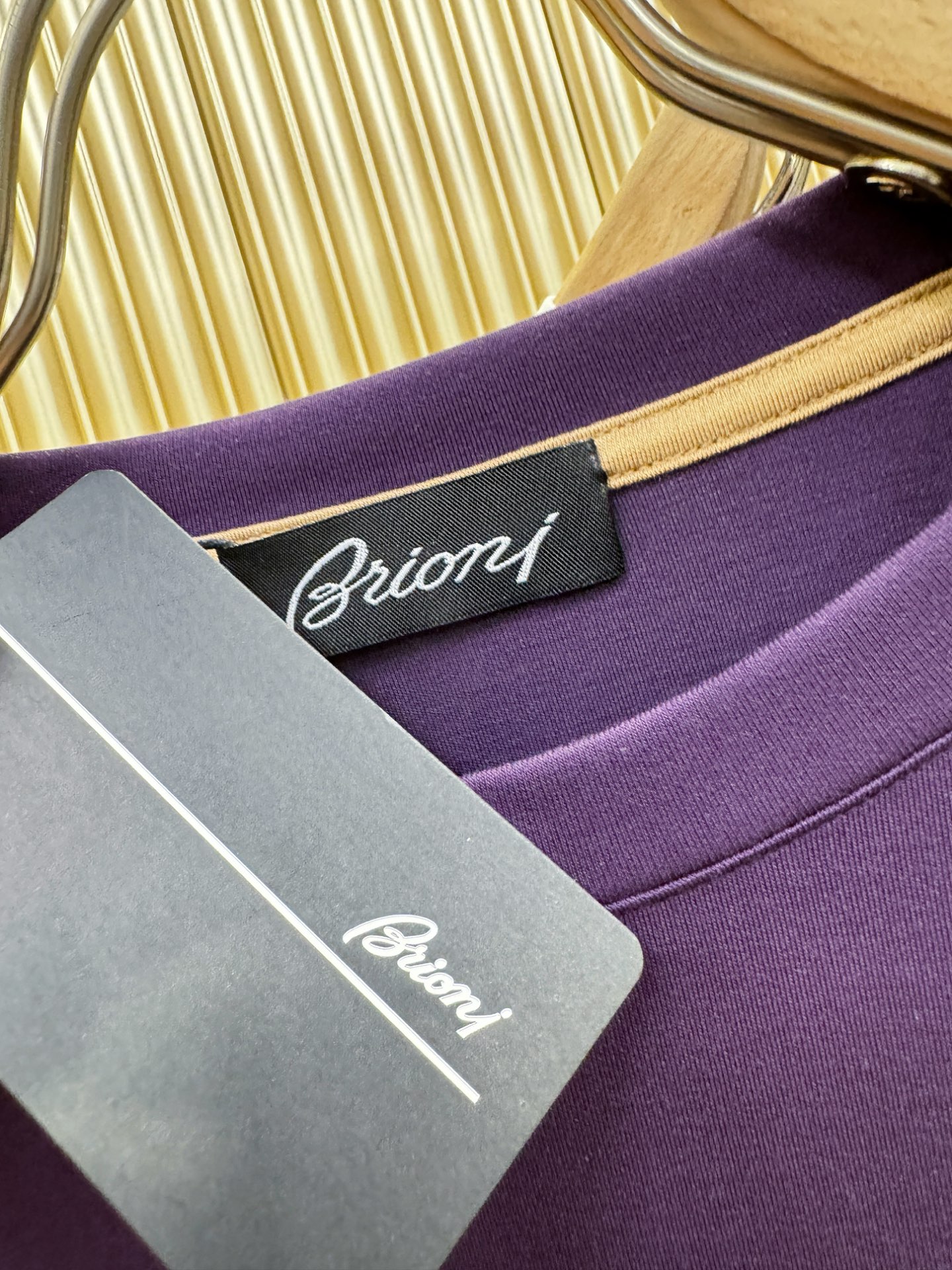 Brioni 布里奥尼 2026新品 长袖T恤，经典Logo设计，百搭款 官网同步发售 定制面料，柔软细