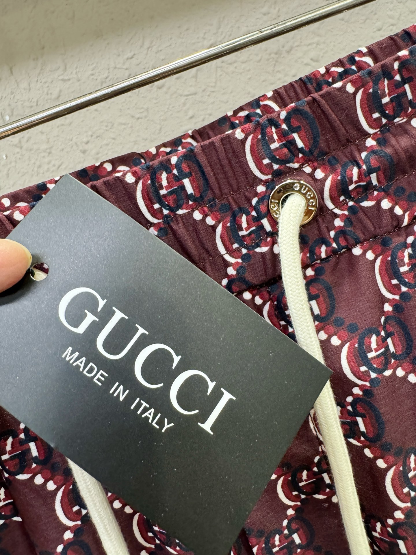 Gucci古奇，爆款短裤2026ss新款男士休闲短裤，高端版本！专柜定制面料 透气舒适度高，细节无可挑剔
