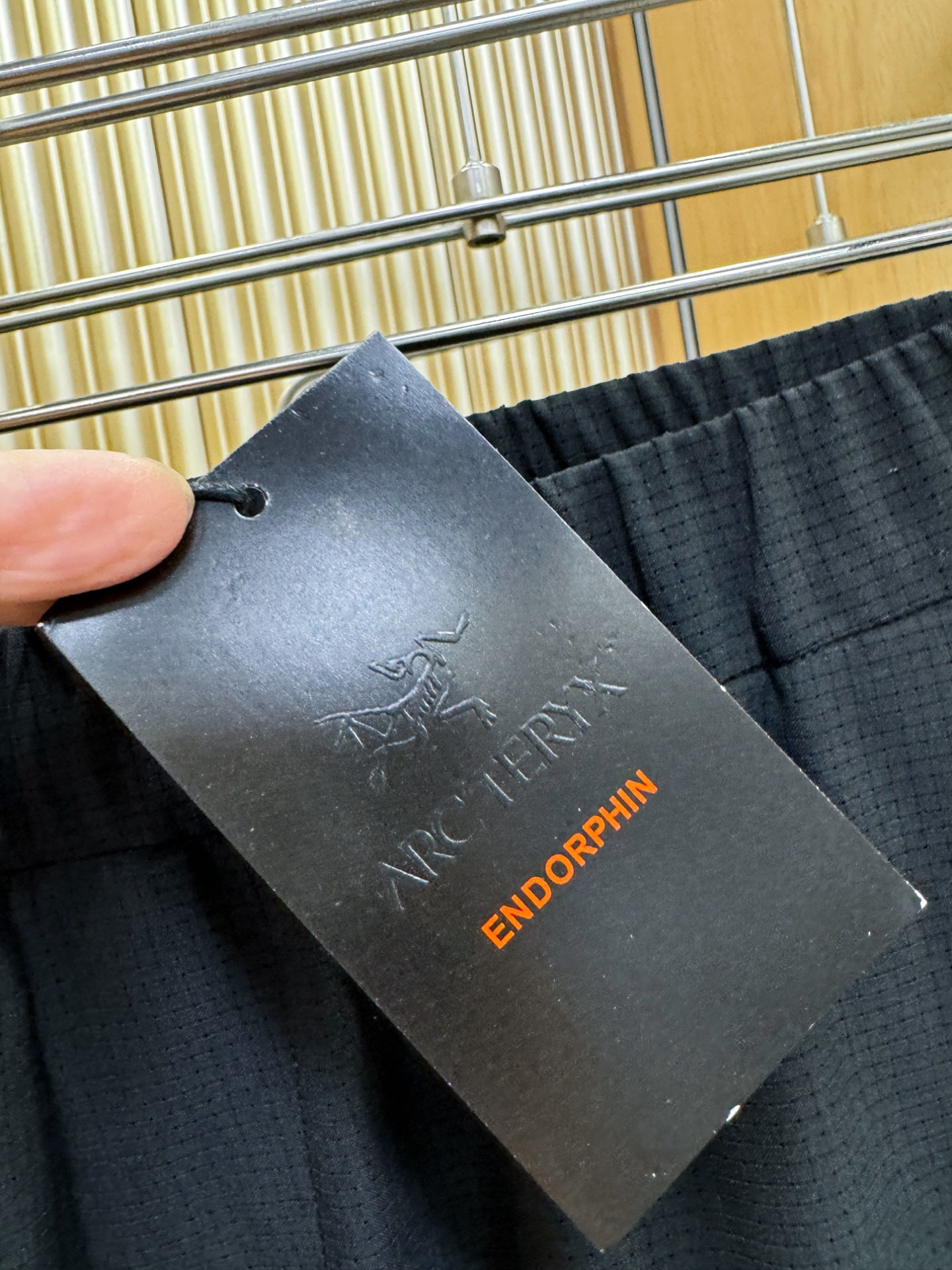 ARC‘TERYX/始祖鸟 新品休闲裤，选用欧洲进口面料，柔软舒适有质感，原版五金配件，非常炫酷，细节处