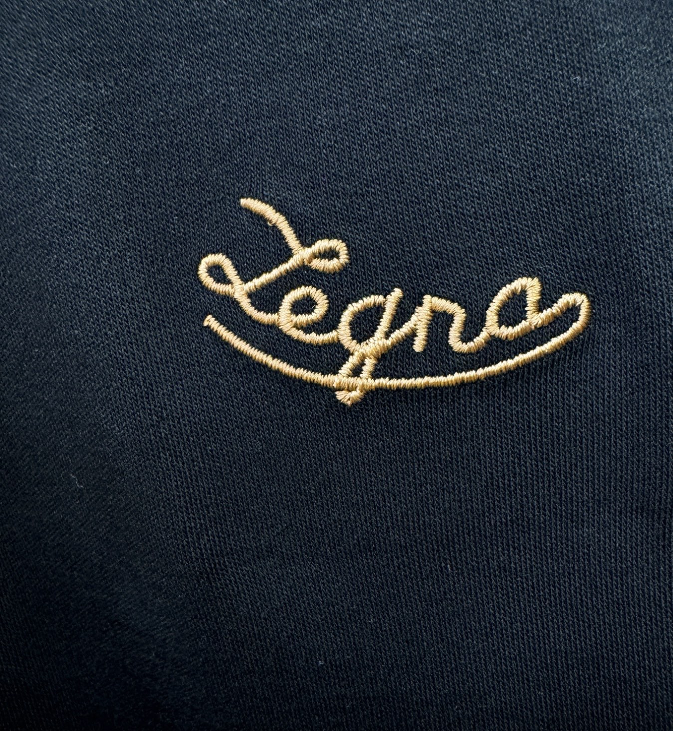 Loro Piana诺悠翩雅 新品 长袖翻领，经典Logo设计，百搭款 官网同步发售 定制面料，柔软细腻