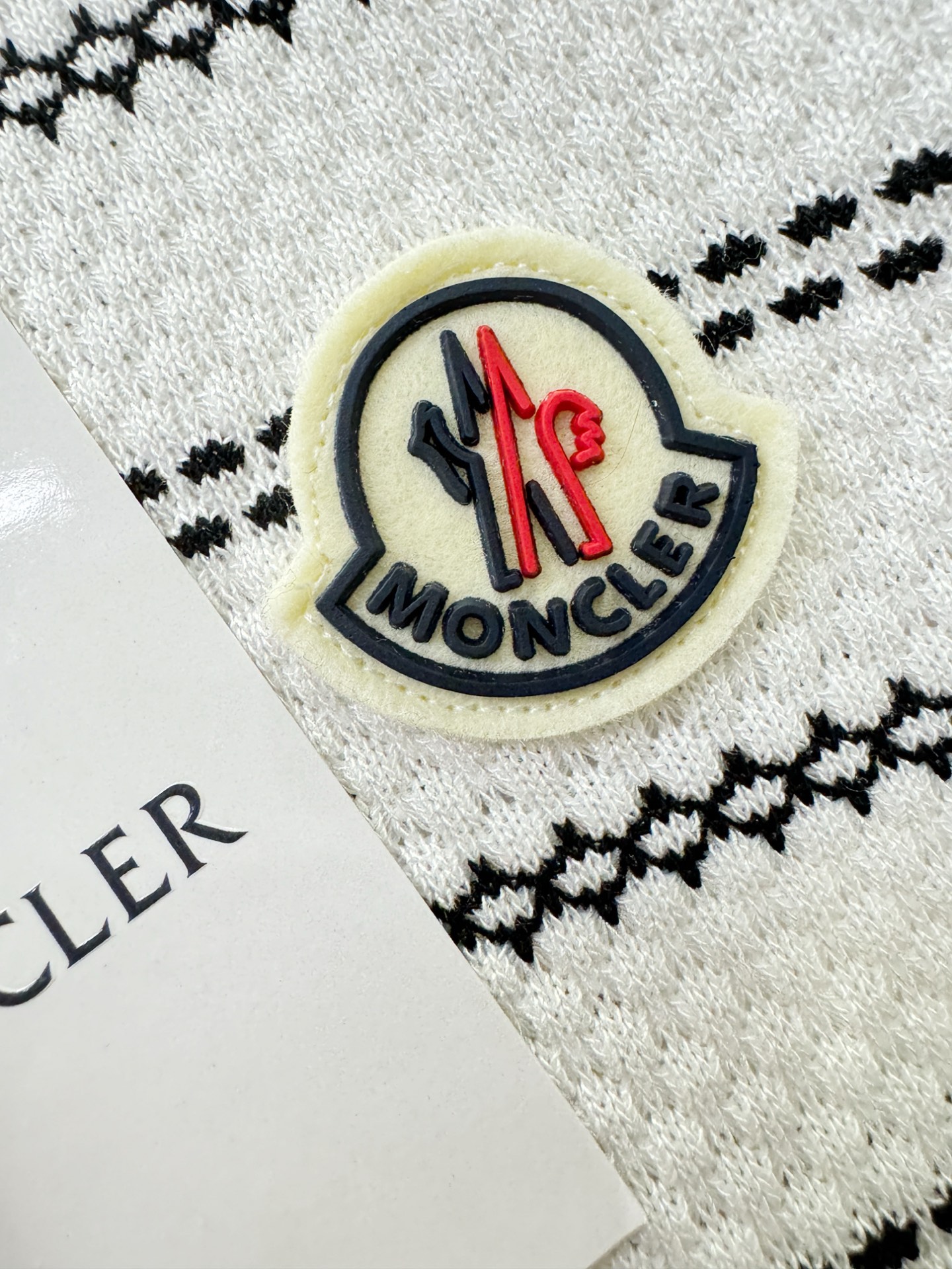 Moncler蒙口2026春夏新品针织短袖，进口针织面料，手感柔软。顶级进口私货，时尚设计潮流短袖针织衫