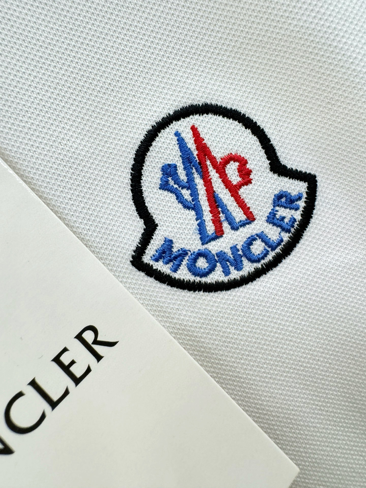 Moncler蒙口 2026官方春夏新款 专柜同步上市 男士翻领短袖POLO衫，高端主线系列，进口丝光珠