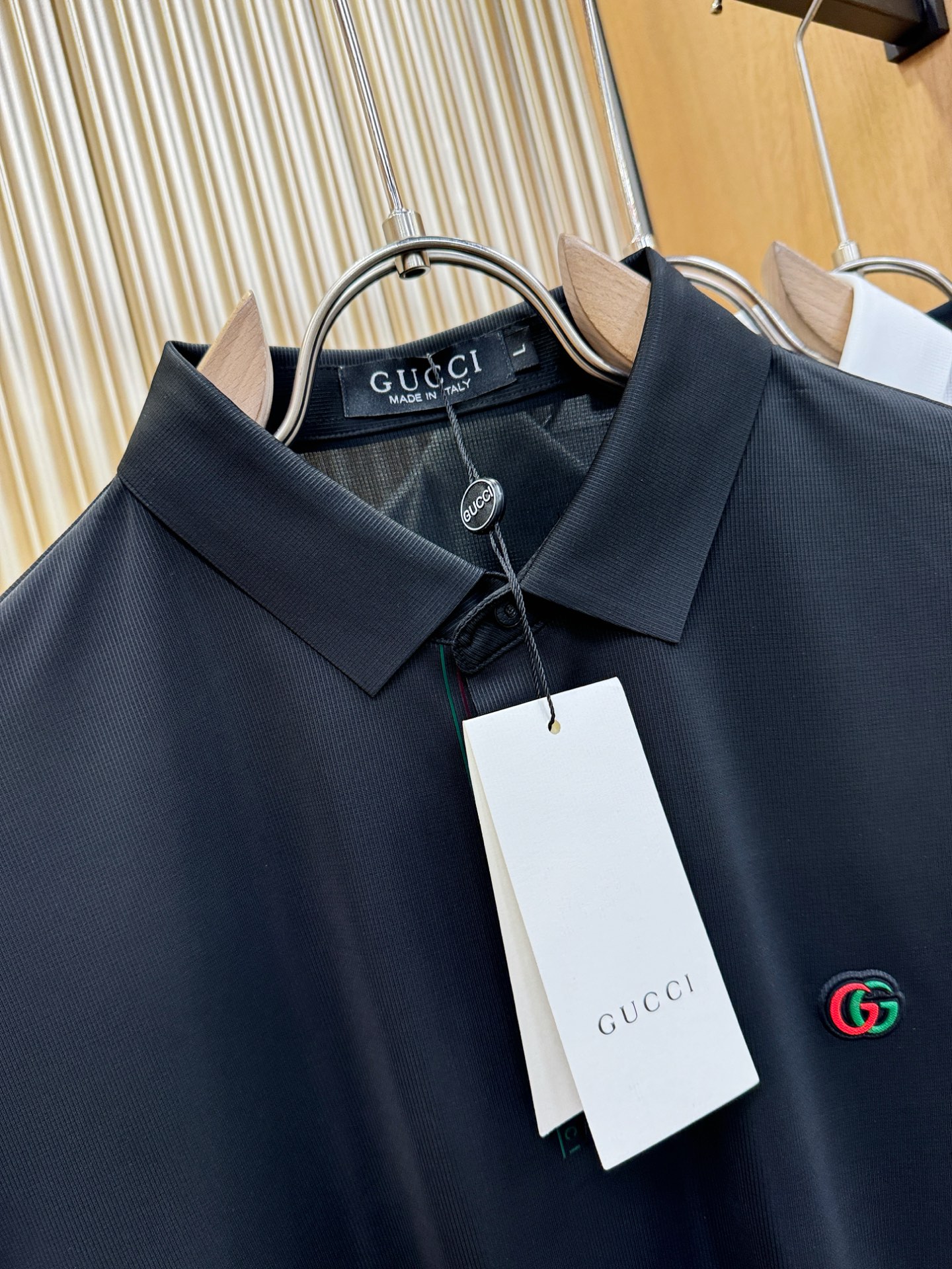 Gucci古奇 2026春夏新款首发专柜最新款翻领短袖，冰丝面料，清爽透气。高端订制 设计前卫时尚！品牌