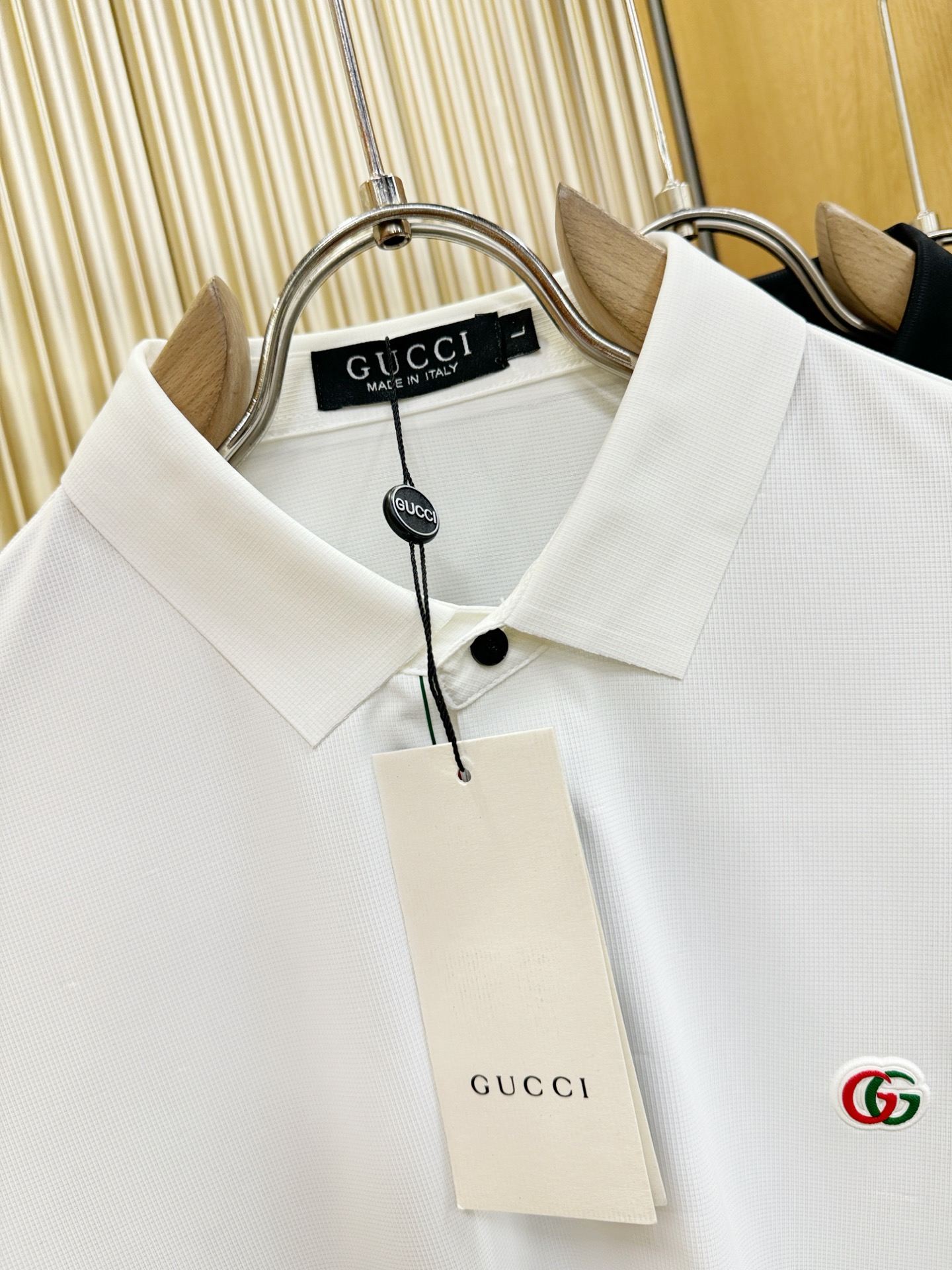 Gucci古奇 2026春夏新款首发专柜最新款翻领短袖，冰丝面料，清爽透气。高端订制 设计前卫时尚！品牌