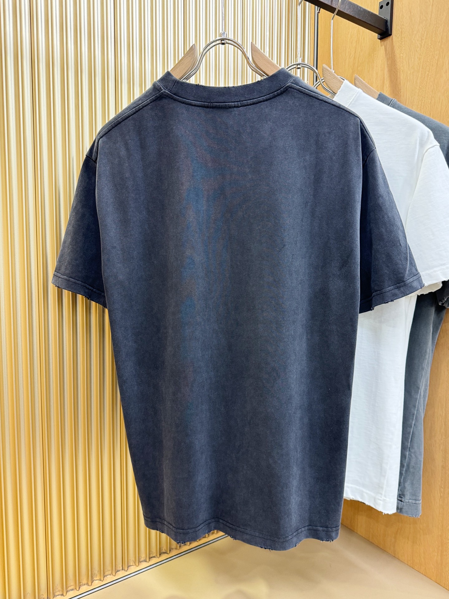 最大可穿240斤‼️ Balenciaga巴黎世家 2026新款短袖T恤！走秀图案时尚休闲短袖T恤衫！设
