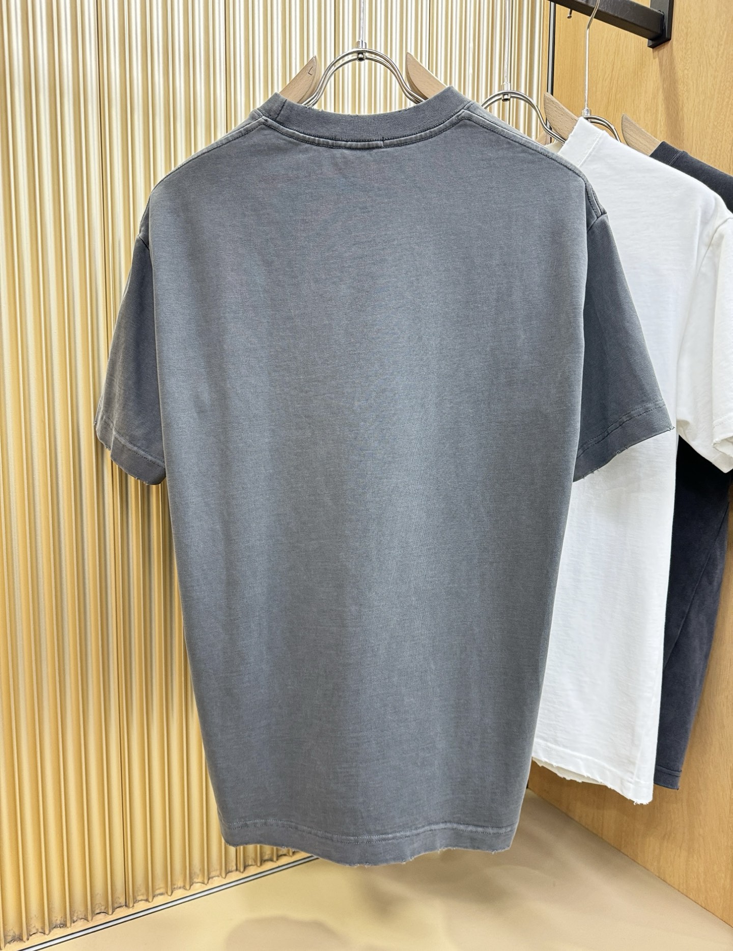 最大可穿240斤‼️ Balenciaga巴黎世家 2026新款短袖T恤！走秀图案时尚休闲短袖T恤衫！设