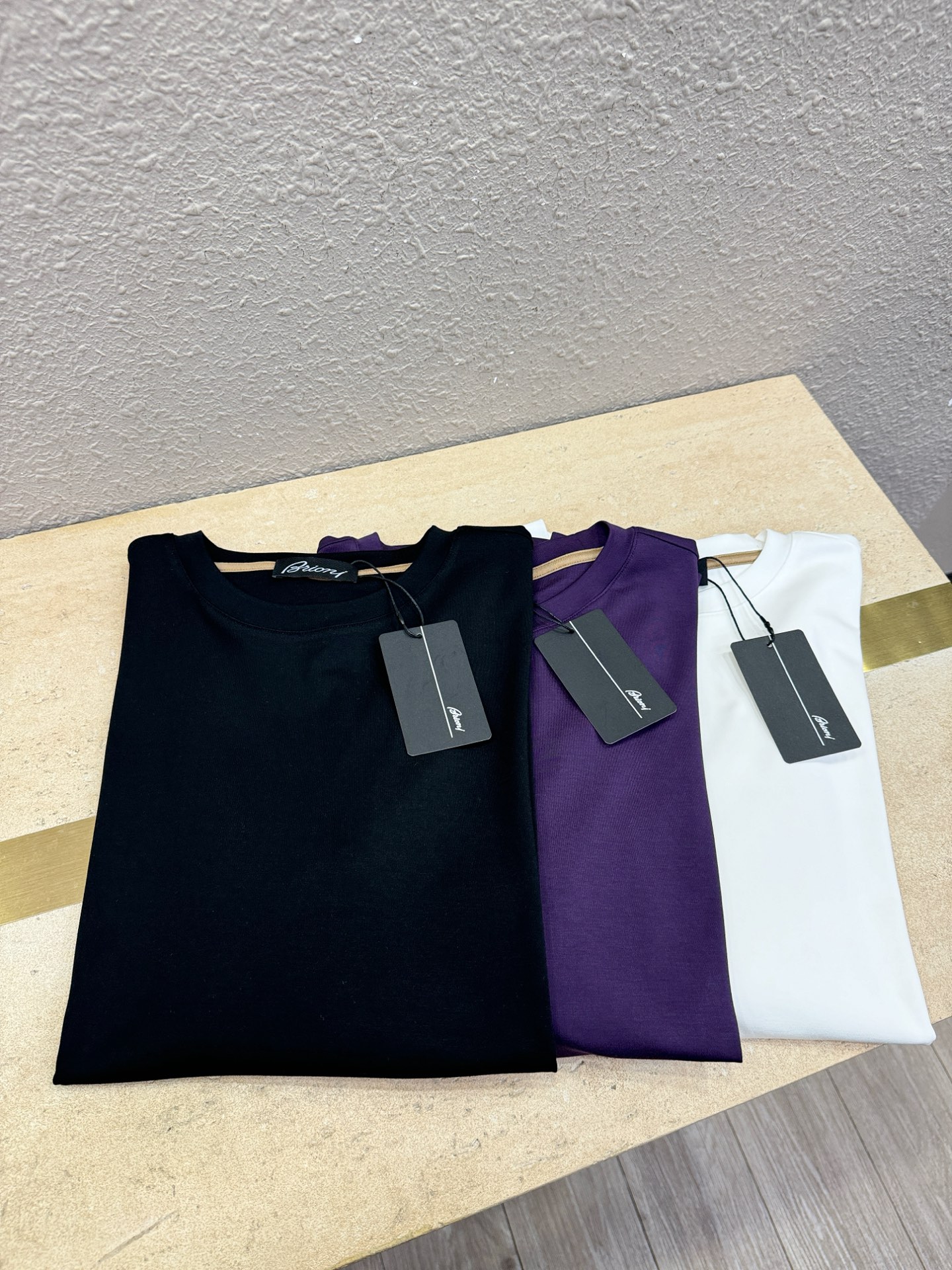 Brioni 布里奥尼 2026新品 长袖T恤，经典Logo设计，百搭款 官网同步发售 定制面料，柔软细