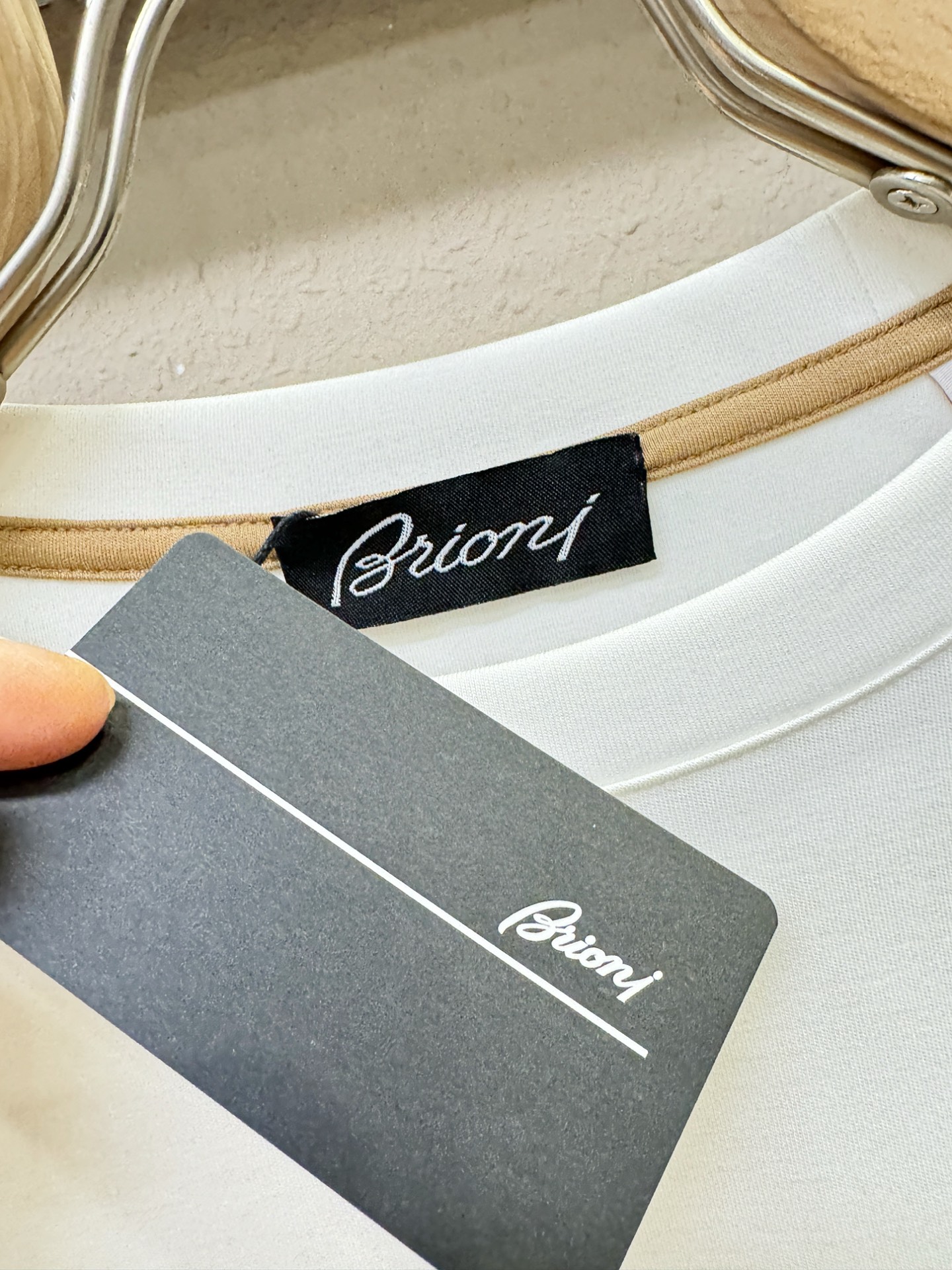 Brioni 布里奥尼 2026新品 长袖T恤，经典Logo设计，百搭款 官网同步发售 定制面料，柔软细