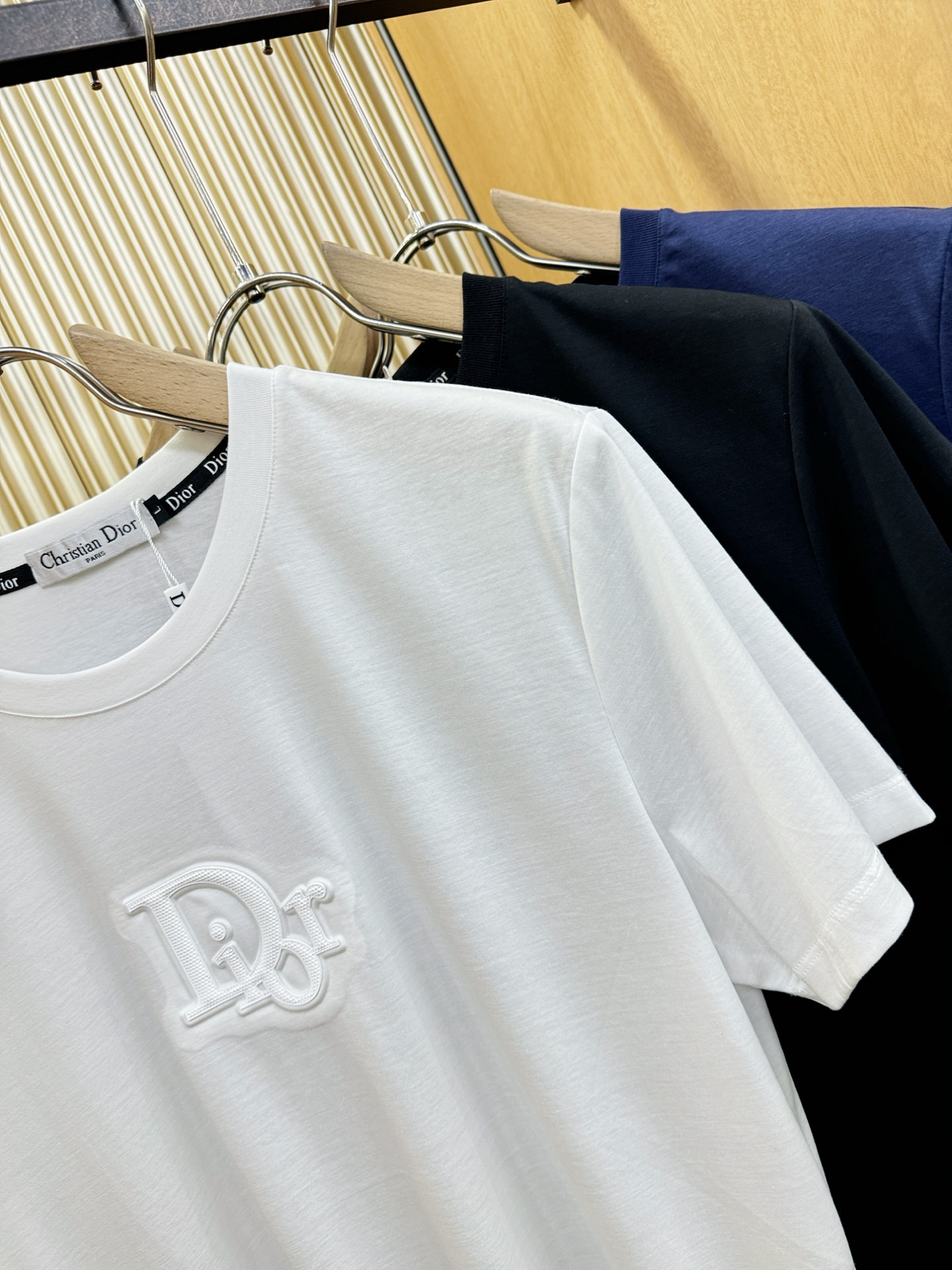 DG顶级品质 2026新品短袖！原版定制面料，手感柔软。顶级进口私货，时尚设计潮流短袖，不失奢华 品质毋