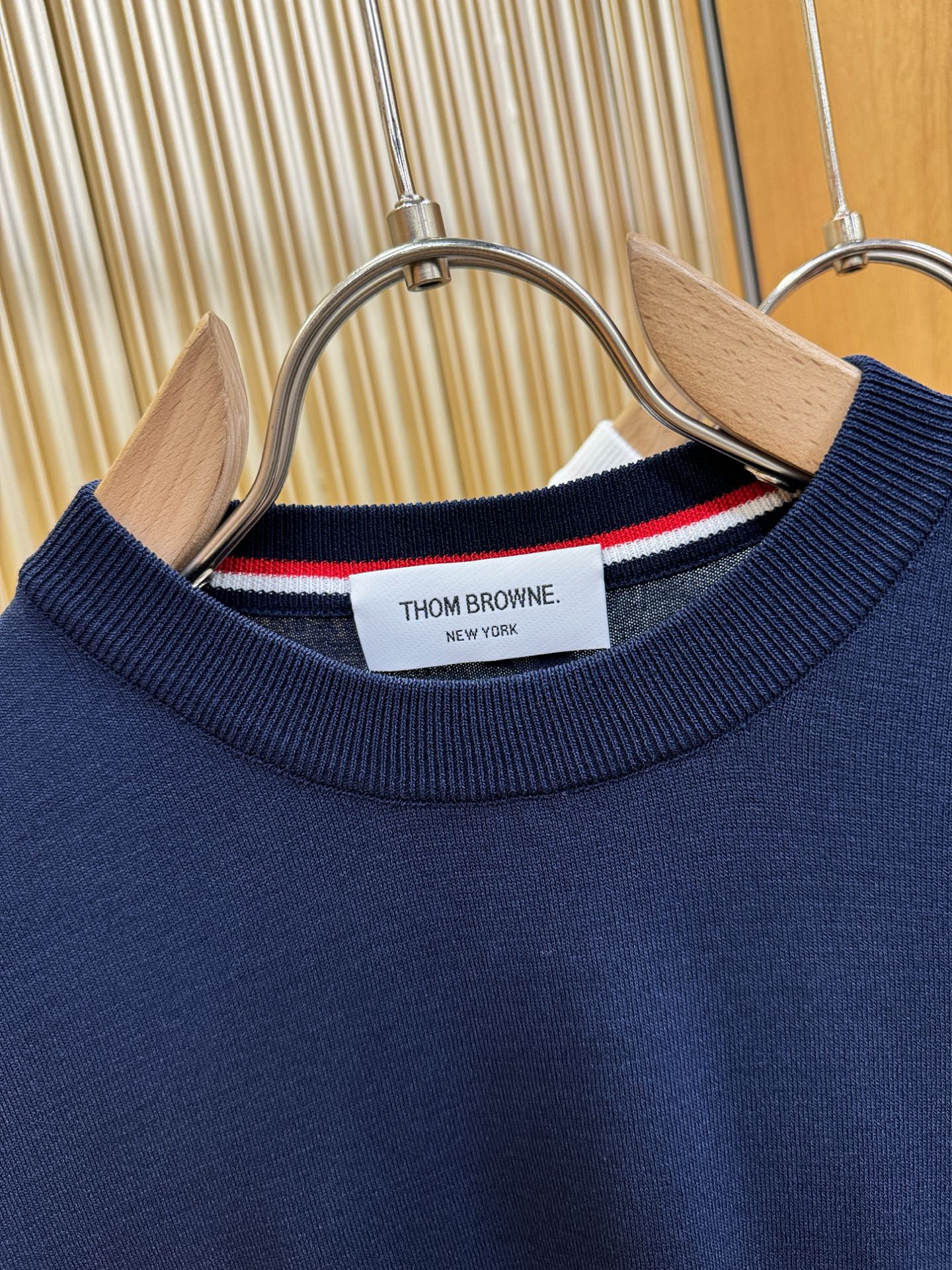 TB 顶级品质 2026春夏新品短袖针织衫，桑蚕丝伊力特面料，手感柔软。顶级进口私货，时间设计，不失奢华
