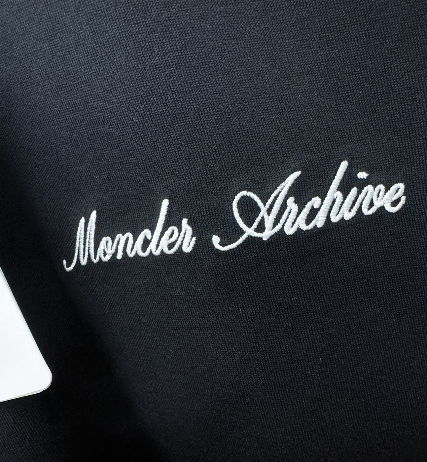 Moncler蒙口 2026新款短袖T恤！走秀图案时尚休闲短袖T恤衫！设计logo设计！极具设计精选客供