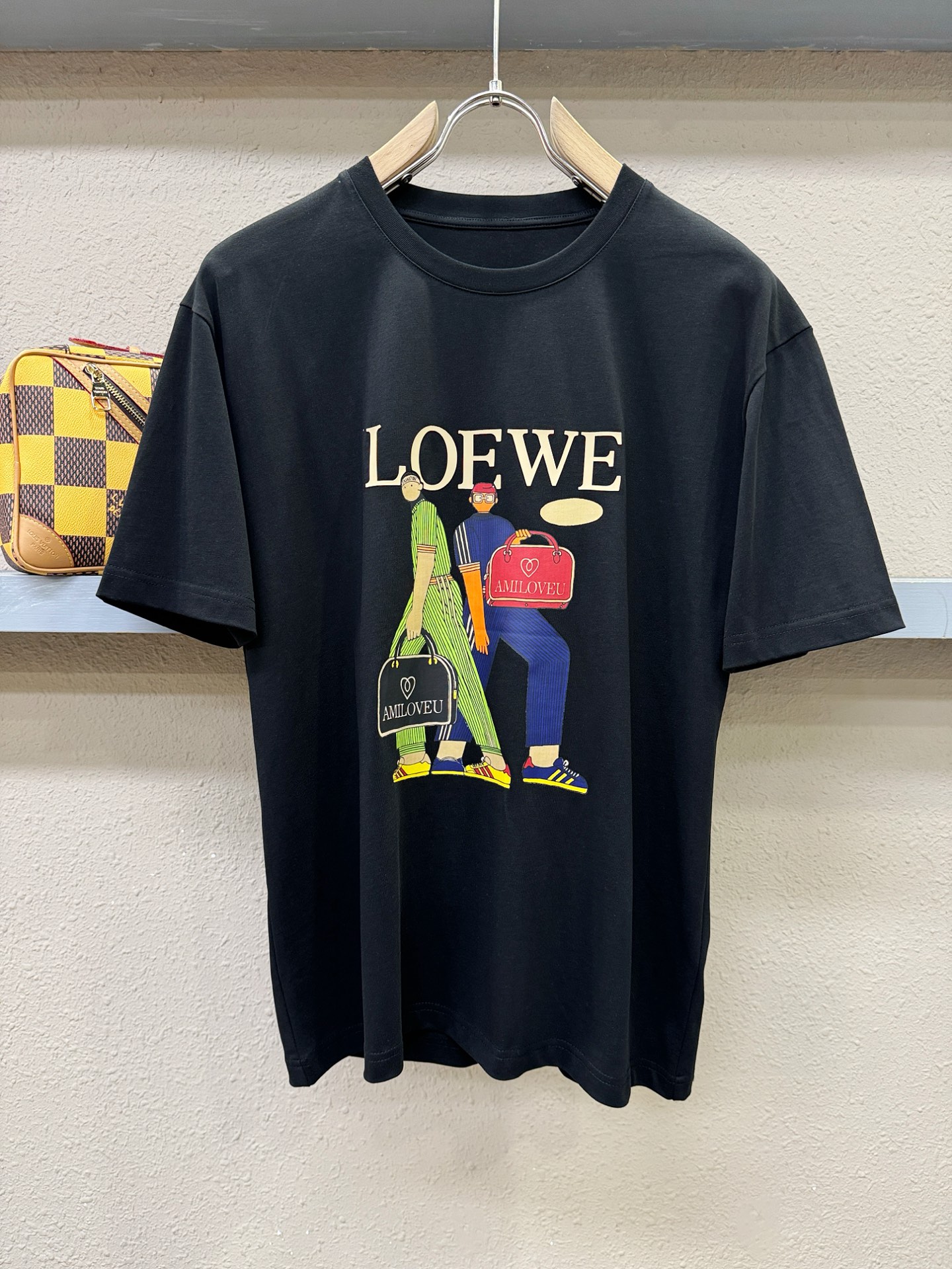 LOEWE罗意威 2026新款短袖T恤！走秀图案时尚休闲短袖T恤衫！设计logo设计！极具设计精选客供面