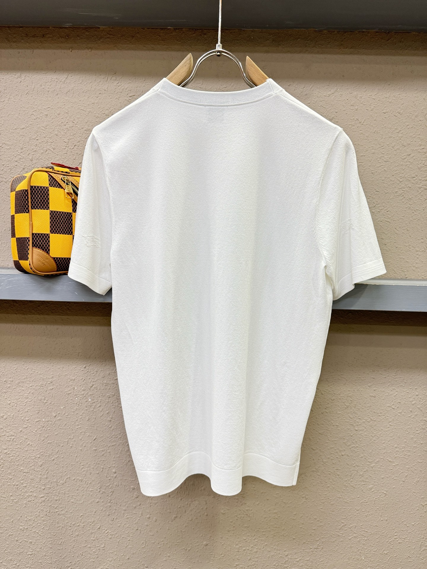 BURBERRY巴宝莉 顶级品质 2026春夏新品短袖针织衫，桑蚕丝伊力特面料，手感柔软。顶级进口私货，