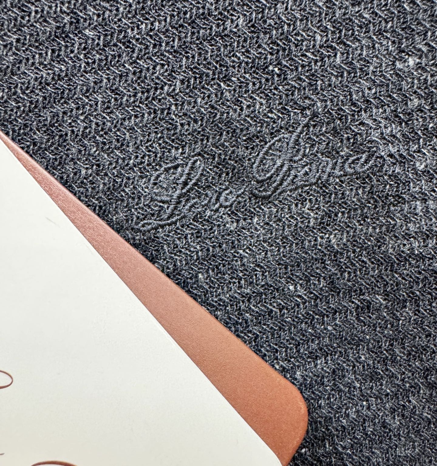 loro Piana诺悠翩雅 2026春夏新品针织短袖，进口针织面料，手感柔软。顶级进口私货，时尚设计潮