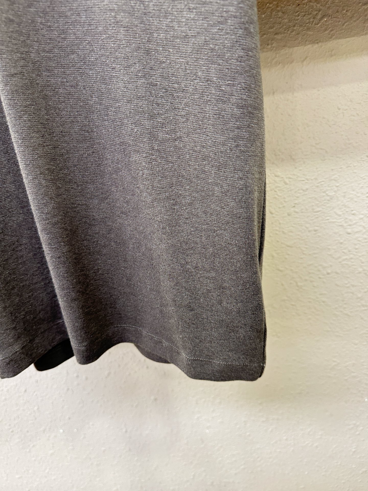 loro Piana诺悠翩雅 2026新品短袖！原版定制面料，手感柔软。顶级进口私货，时尚设计潮流短袖，