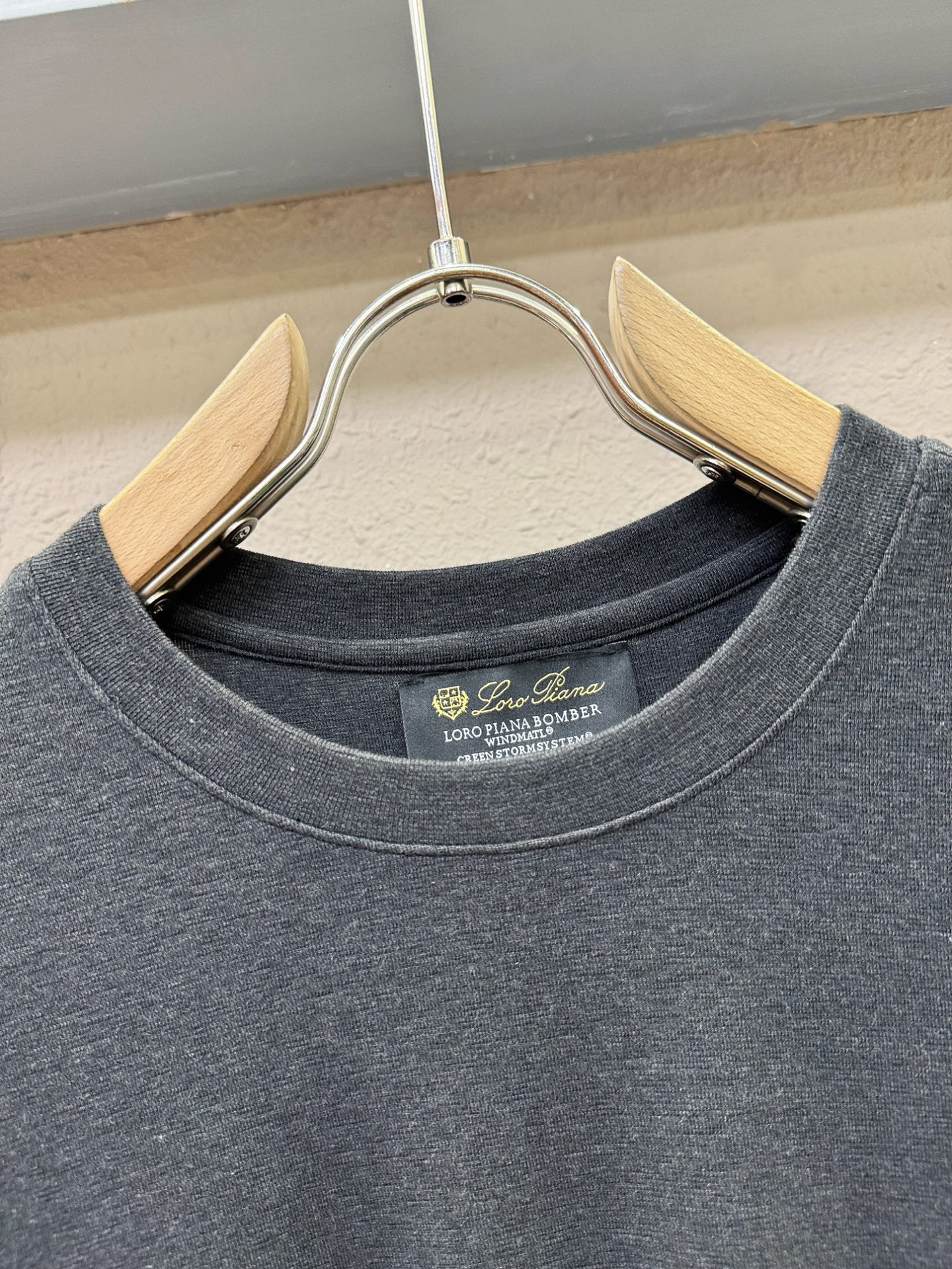 loro Piana诺悠翩雅 2026新品短袖！原版定制面料，手感柔软。顶级进口私货，时尚设计潮流短袖，