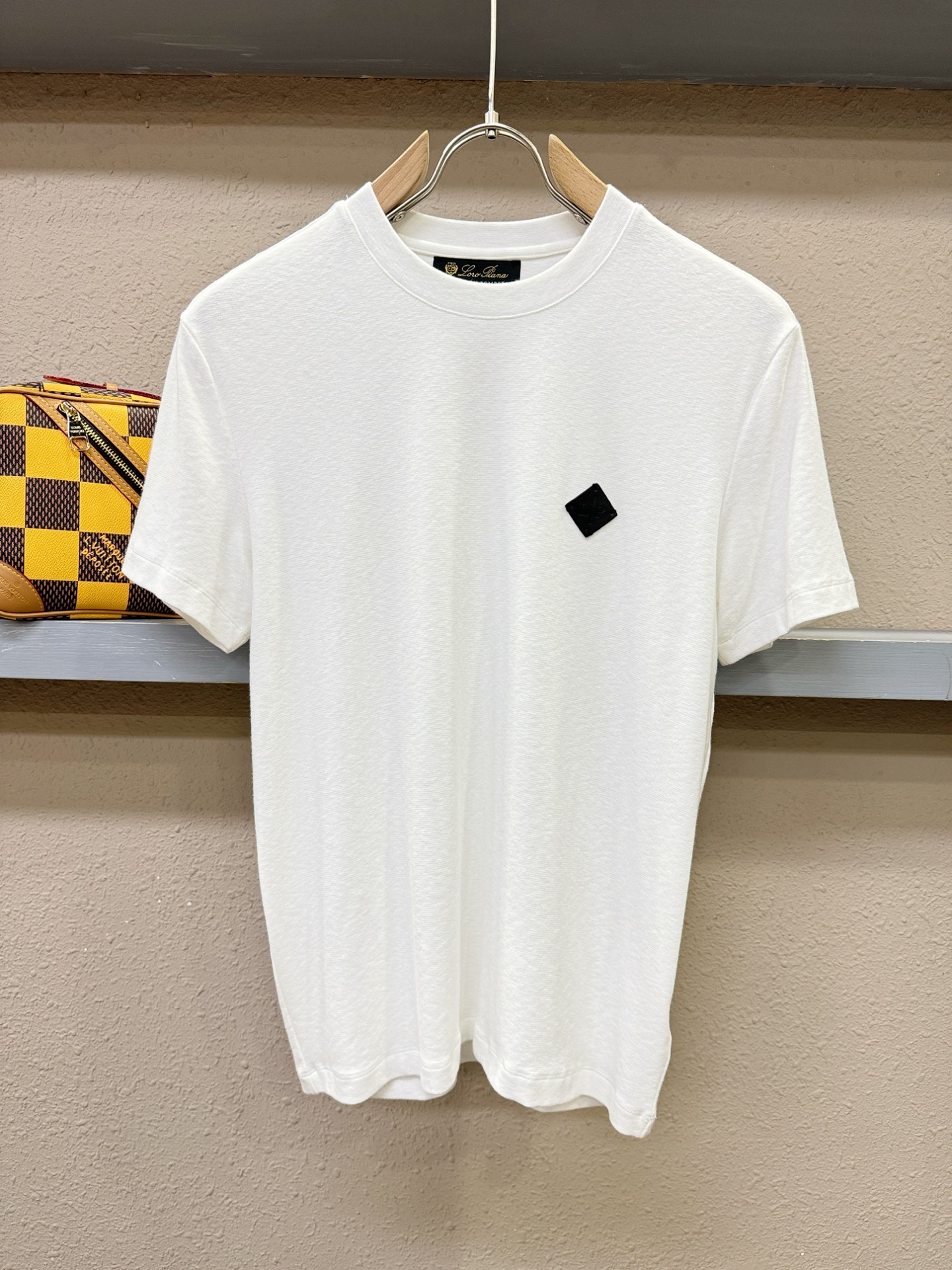 loro Piana诺悠翩雅 2026新品短袖！原版定制面料，手感柔软。顶级进口私货，时尚设计潮流短袖，