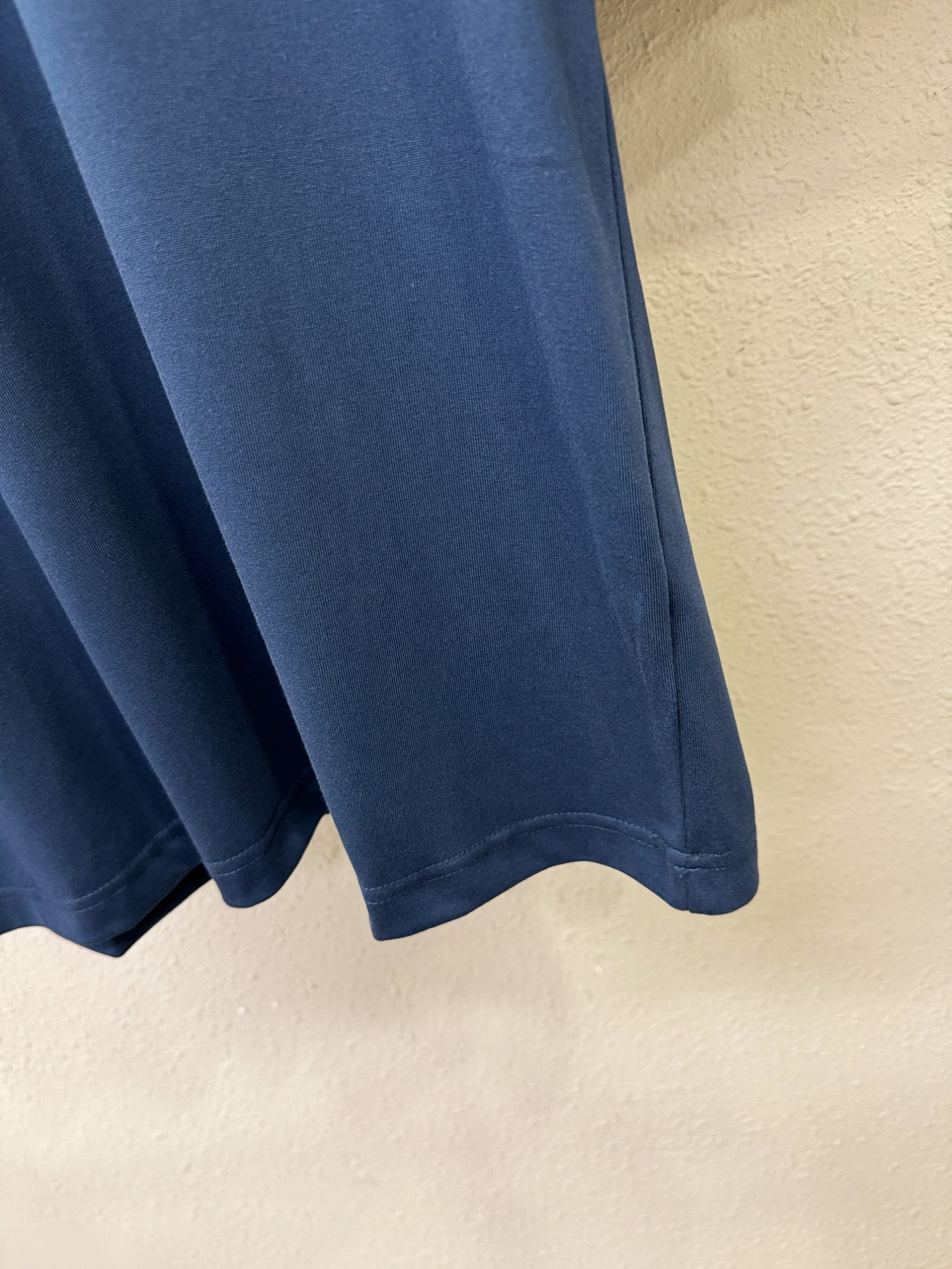 LOEWE罗意威 2026新款短袖T恤！走秀图案时尚休闲短袖T恤衫！设计logo设计！极具设计精选客供面