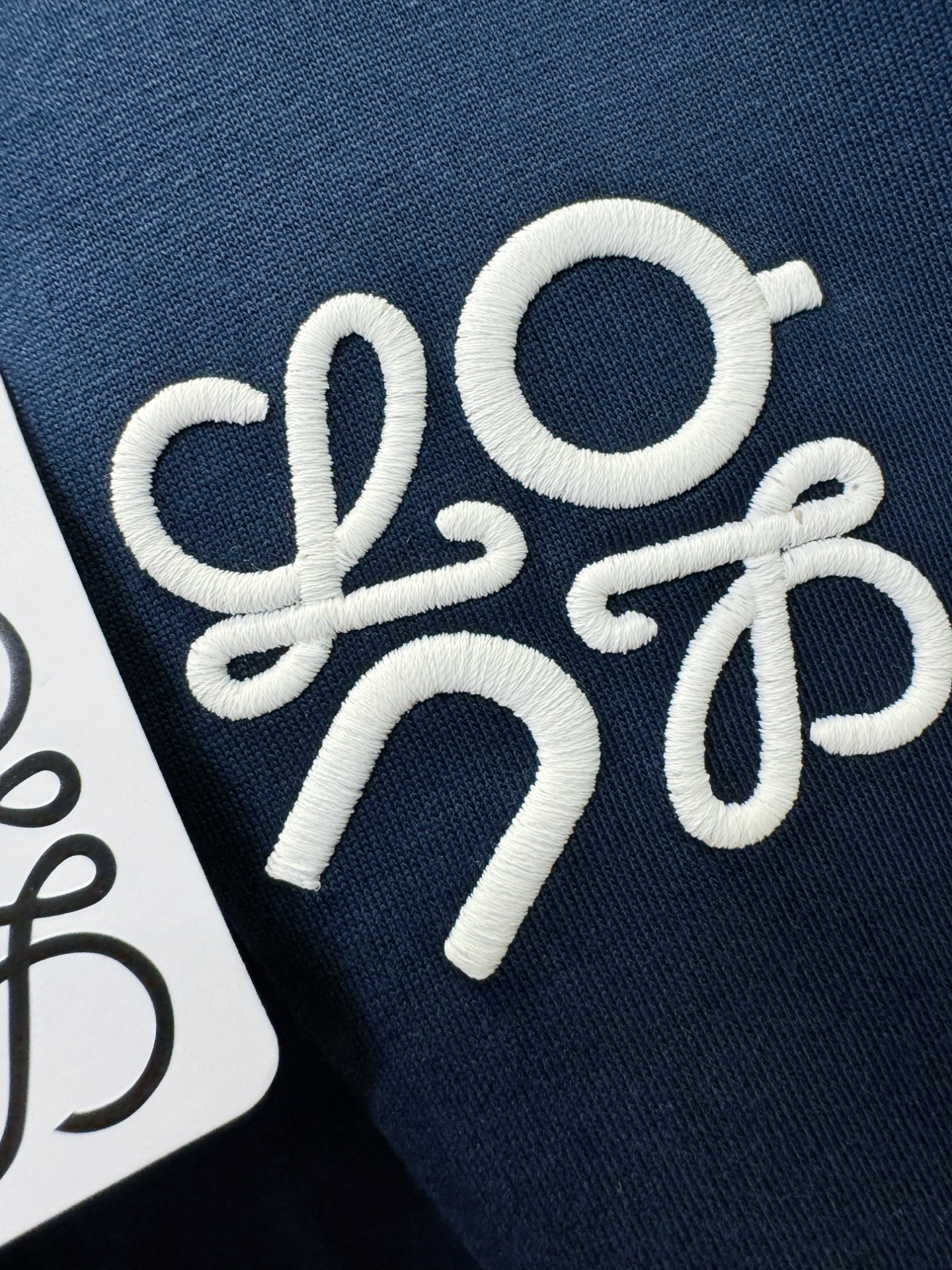 LOEWE罗意威 2026新款短袖T恤！走秀图案时尚休闲短袖T恤衫！设计logo设计！极具设计精选客供面