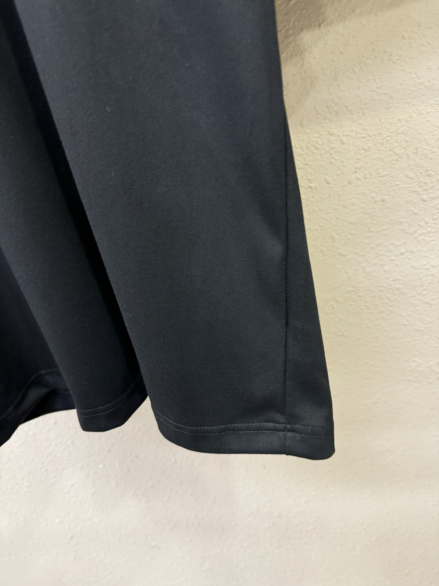 LOEWE罗意威 2026新款短袖T恤！走秀图案时尚休闲短袖T恤衫！设计logo设计！极具设计精选客供面