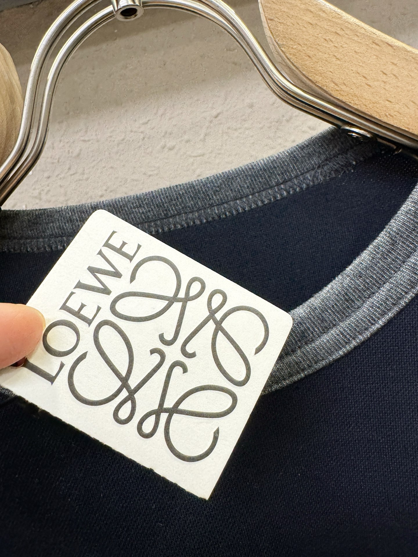 LOEWE罗意威 2026新品短袖！原版定制面料，手感柔软。顶级进口私货，时尚设计潮流短袖，不失奢华 品