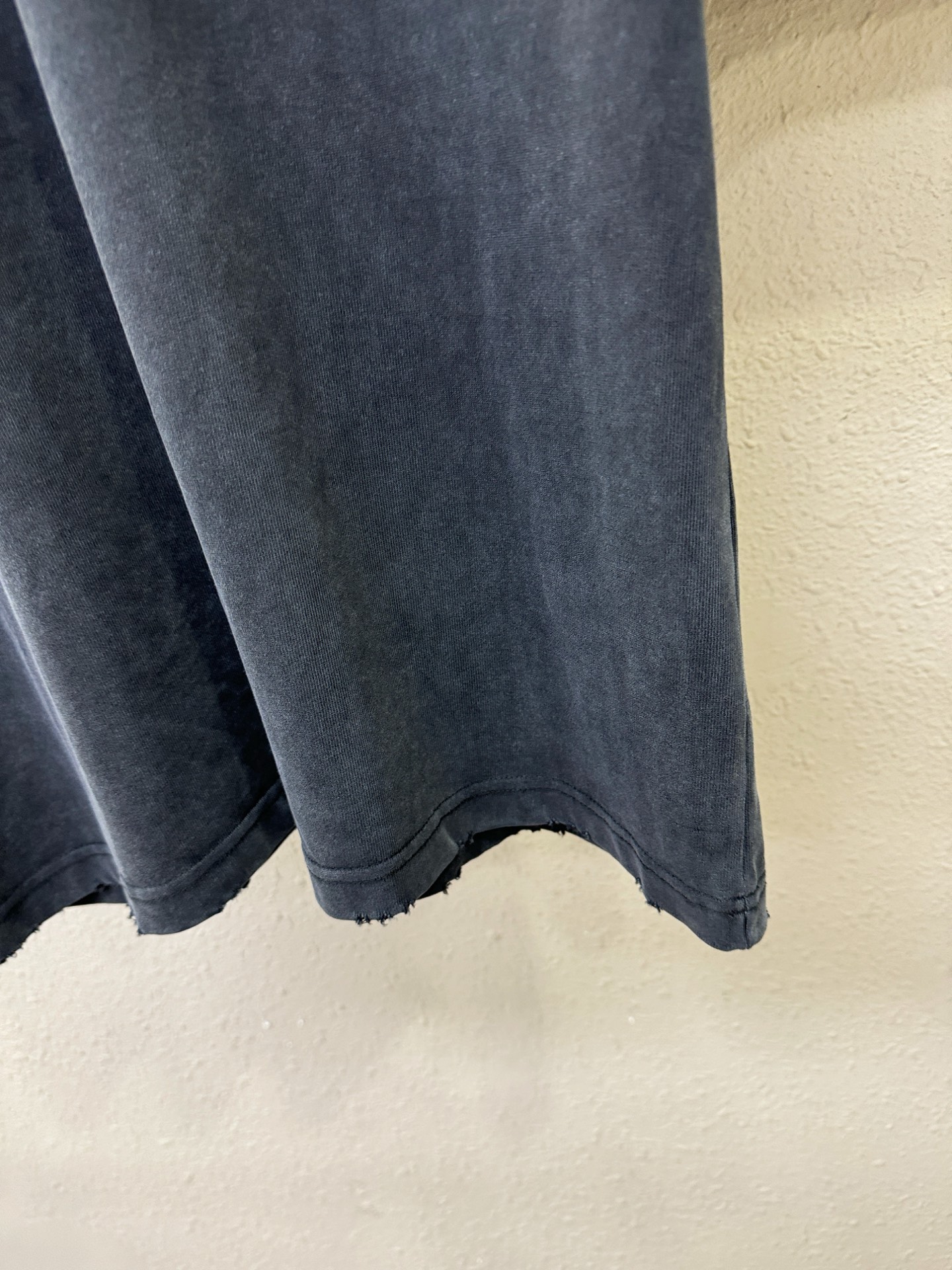 最大可穿240斤‼️马吉拉2026新款短袖T恤！走秀图案时尚休闲短袖T恤衫！设计logo设计！450克棉