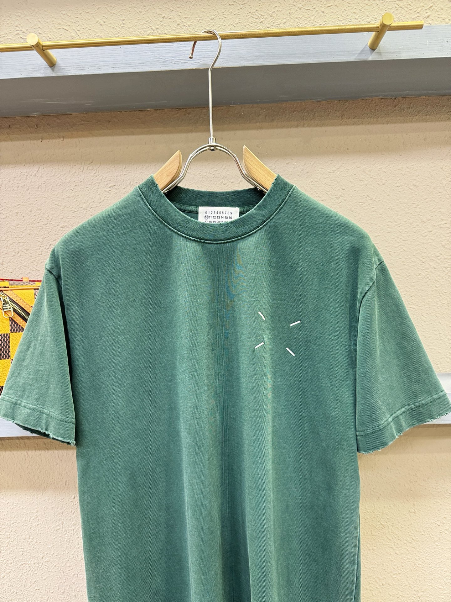 最大可穿240斤‼️马吉拉2026新款短袖T恤！走秀图案时尚休闲短袖T恤衫！设计logo设计！450克棉