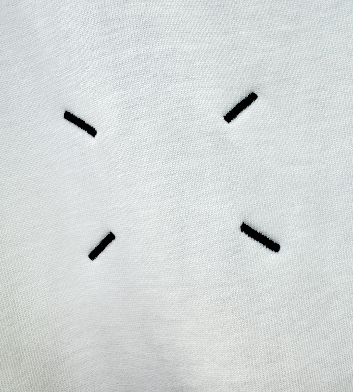 最大可穿240斤‼️马吉拉2026新款短袖T恤！走秀图案时尚休闲短袖T恤衫！设计logo设计！450克棉