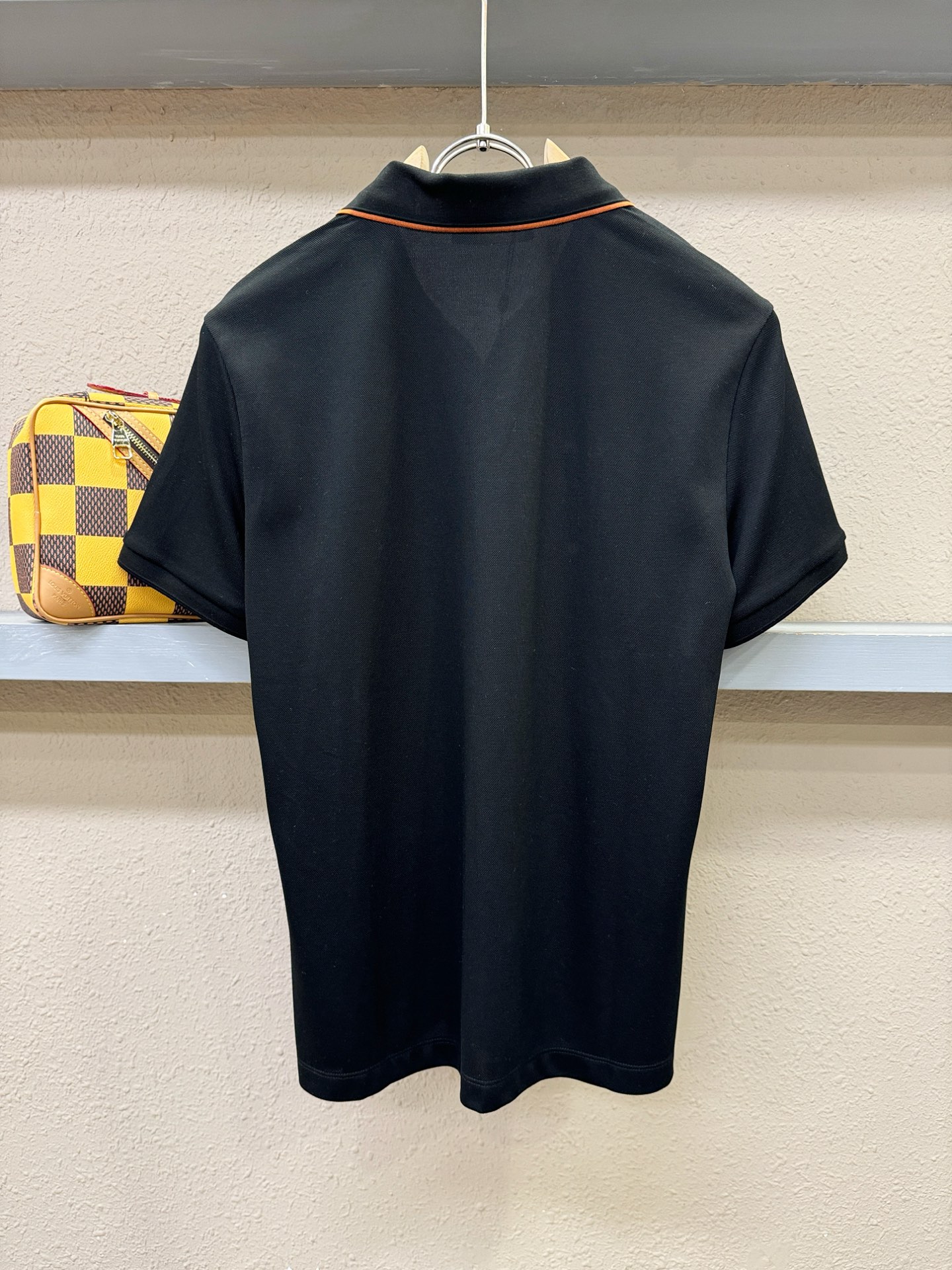 loro Piana诺悠翩雅 2026春夏新款首发专柜最新款翻领短袖，100%双丝光珠地棉面料，高端订制