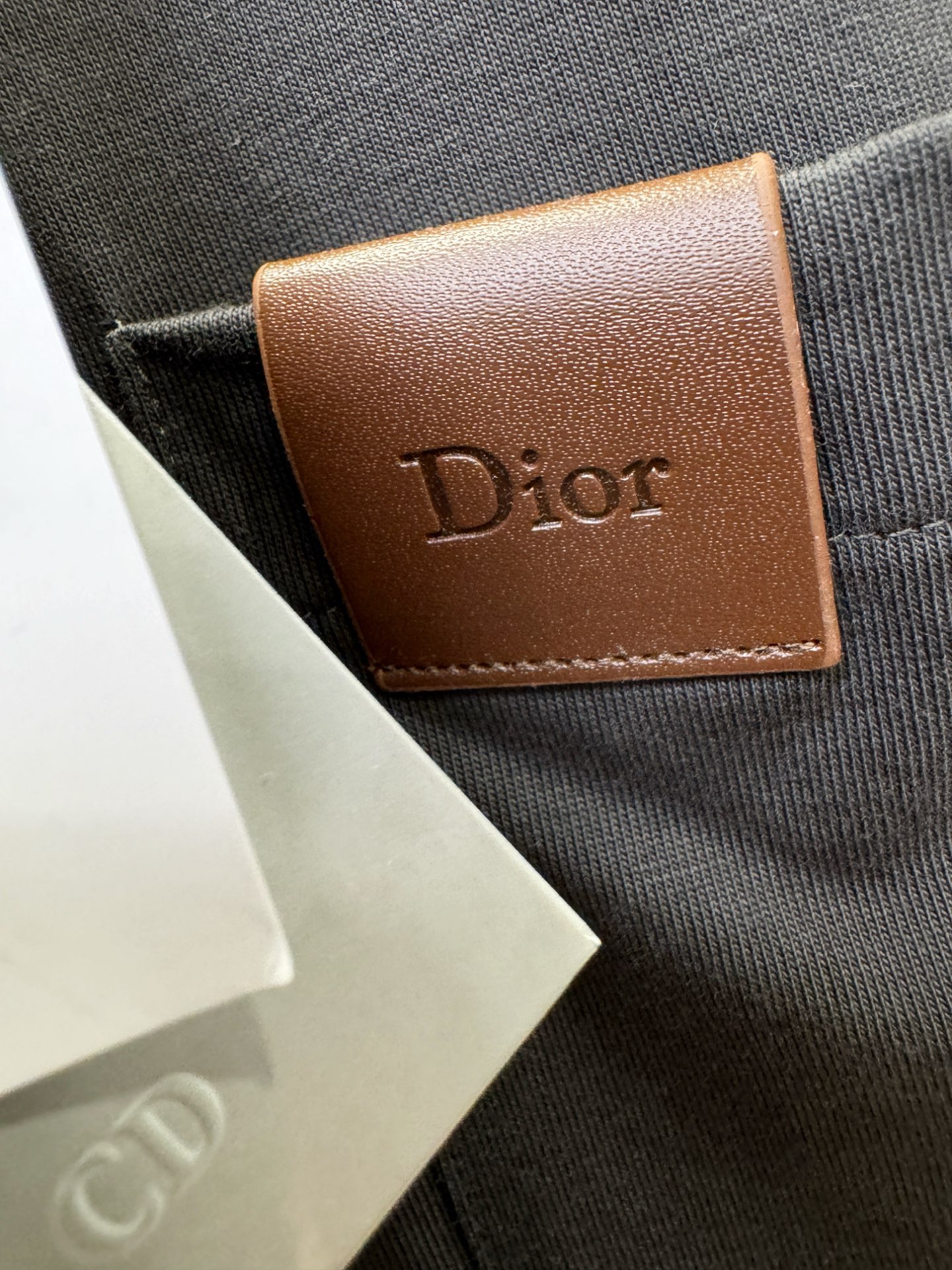 Dior迪奥2026新款短袖T恤！男女同款！走秀图案时尚休闲短袖T恤衫！设计logo设计！极具设计精选客