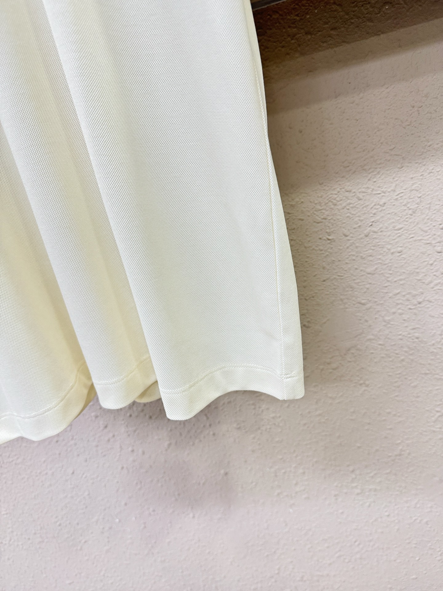 Hermès爱马仕 2026春夏新款首发专柜最新款翻领短袖，100%双丝光珠地棉面料，高端订制 设计前卫