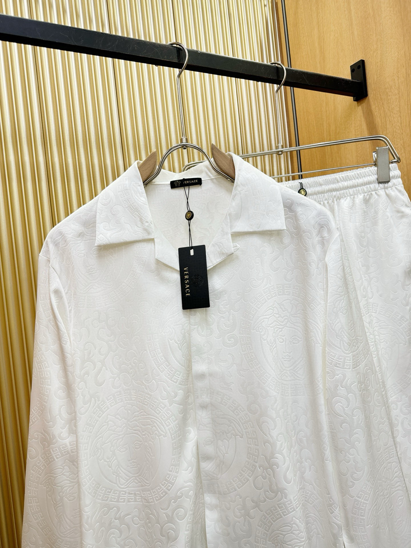 高定款(真丝面料升级 )最大可穿250斤‼️Versace 范思哲 新款真丝套装，男女同款家居服套装，定