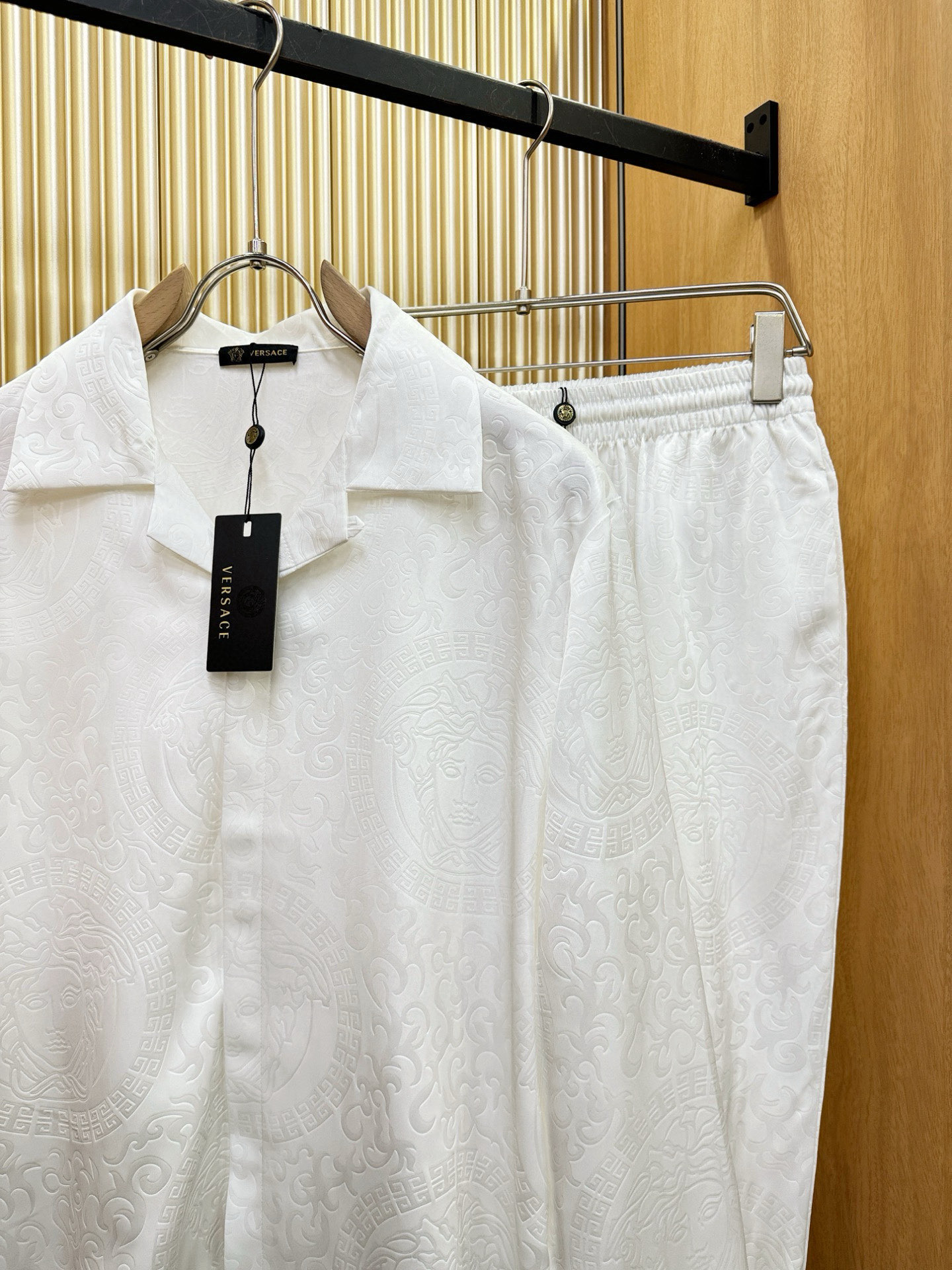 高定款(真丝面料升级 )最大可穿250斤‼️Versace 范思哲 新款真丝套装，男女同款家居服套装，定