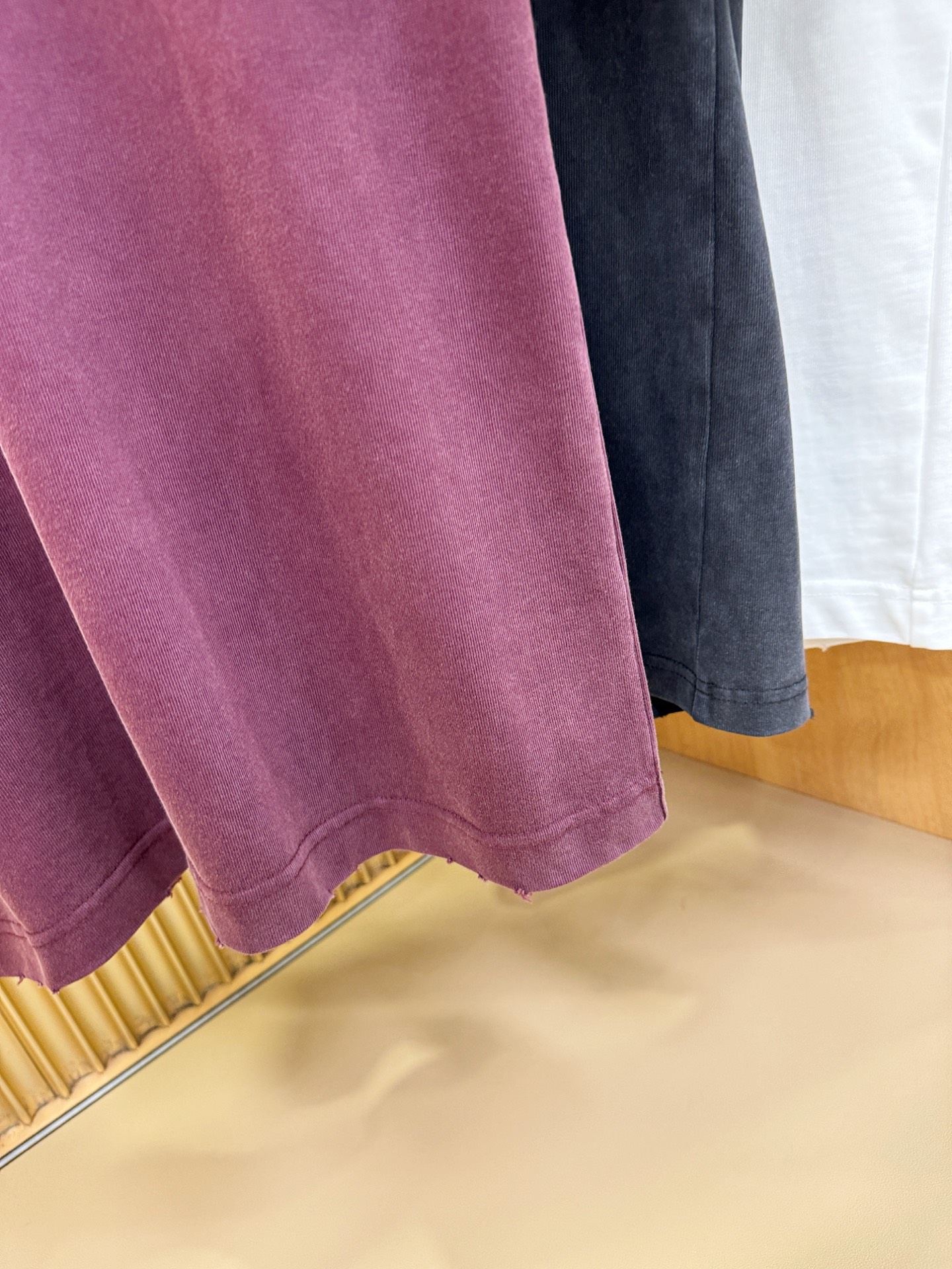 最大可穿240斤‼️ Balenciaga巴黎世家 2026新款短袖T恤！走秀图案时尚休闲短袖T恤衫！设