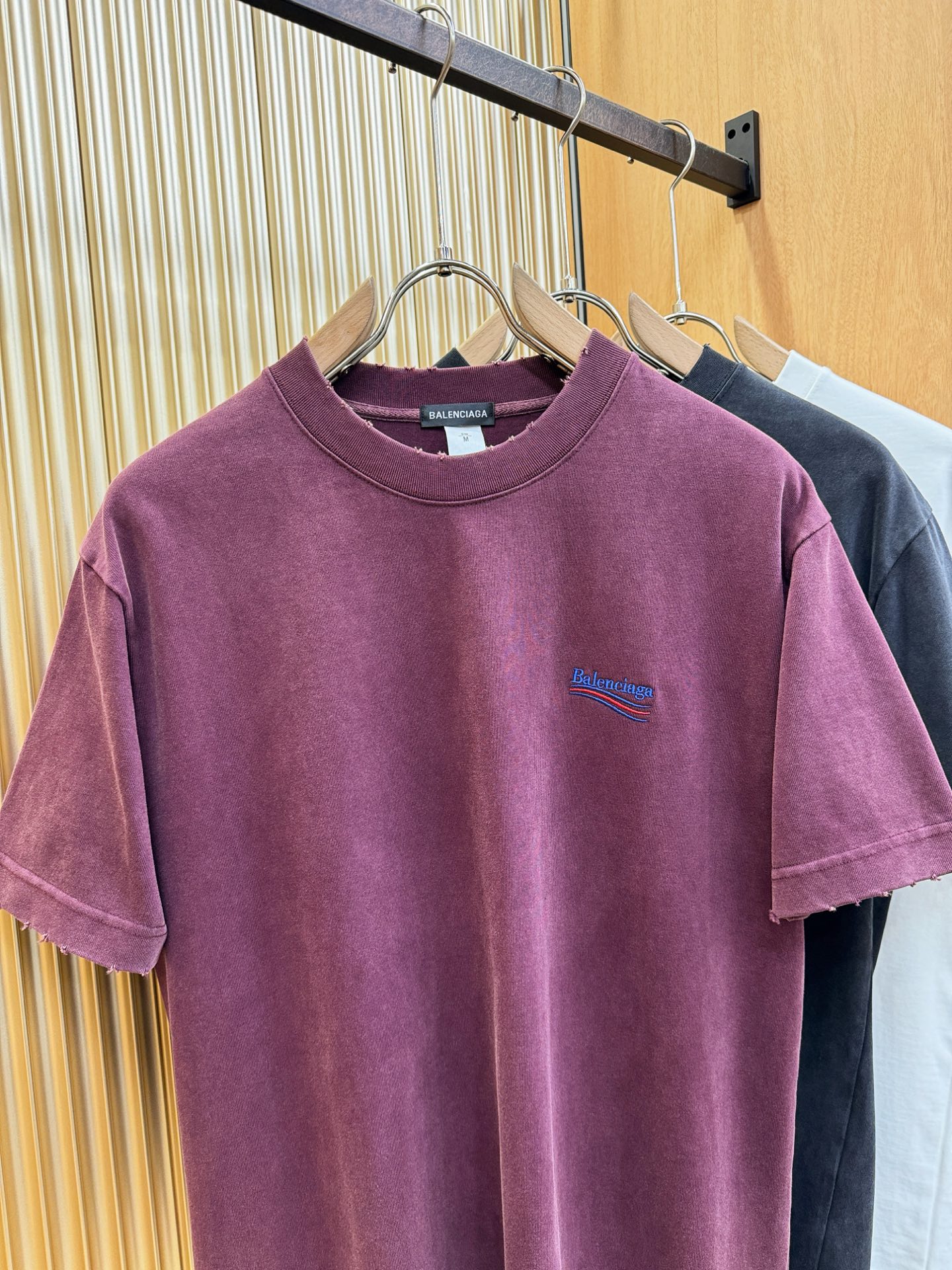 最大可穿240斤‼️ Balenciaga巴黎世家 2026新款短袖T恤！走秀图案时尚休闲短袖T恤衫！设