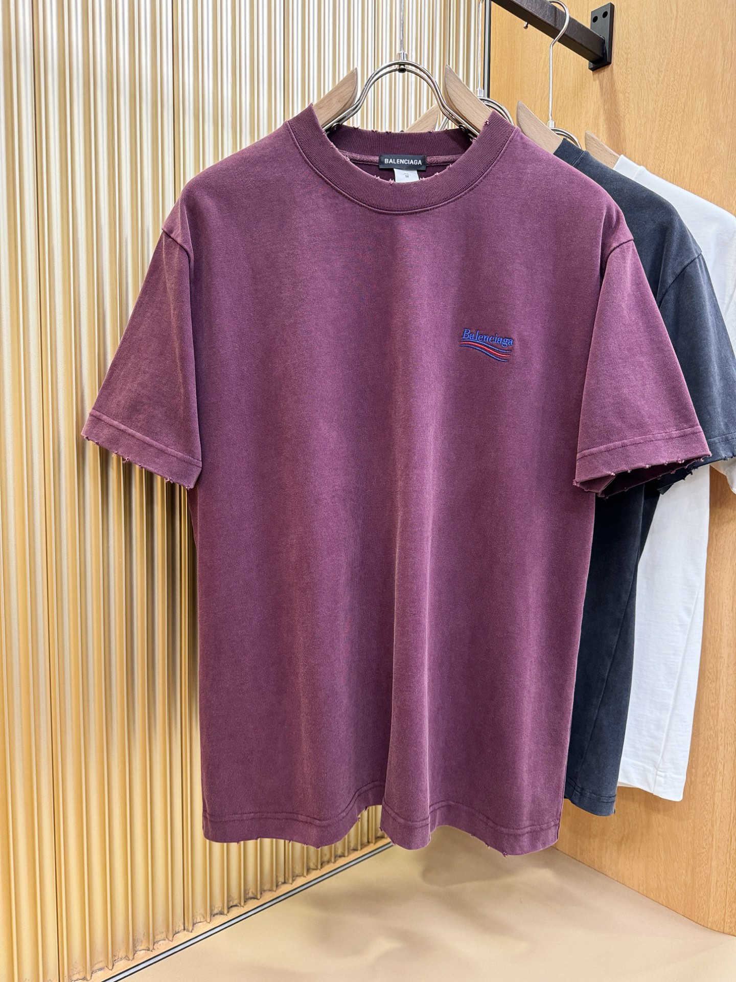 最大可穿240斤‼️ Balenciaga巴黎世家 2026新款短袖T恤！走秀图案时尚休闲短袖T恤衫！设