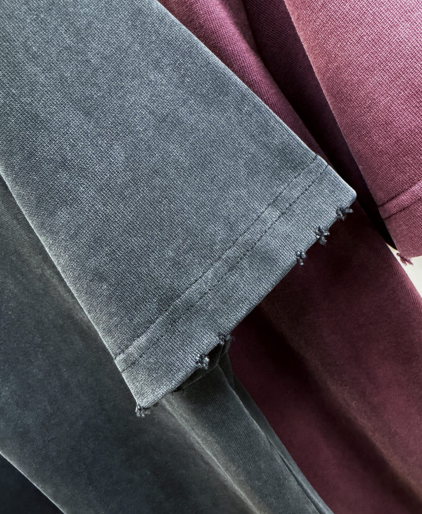 最大可穿240斤‼️ Balenciaga巴黎世家 2026新款短袖T恤！走秀图案时尚休闲短袖T恤衫！设