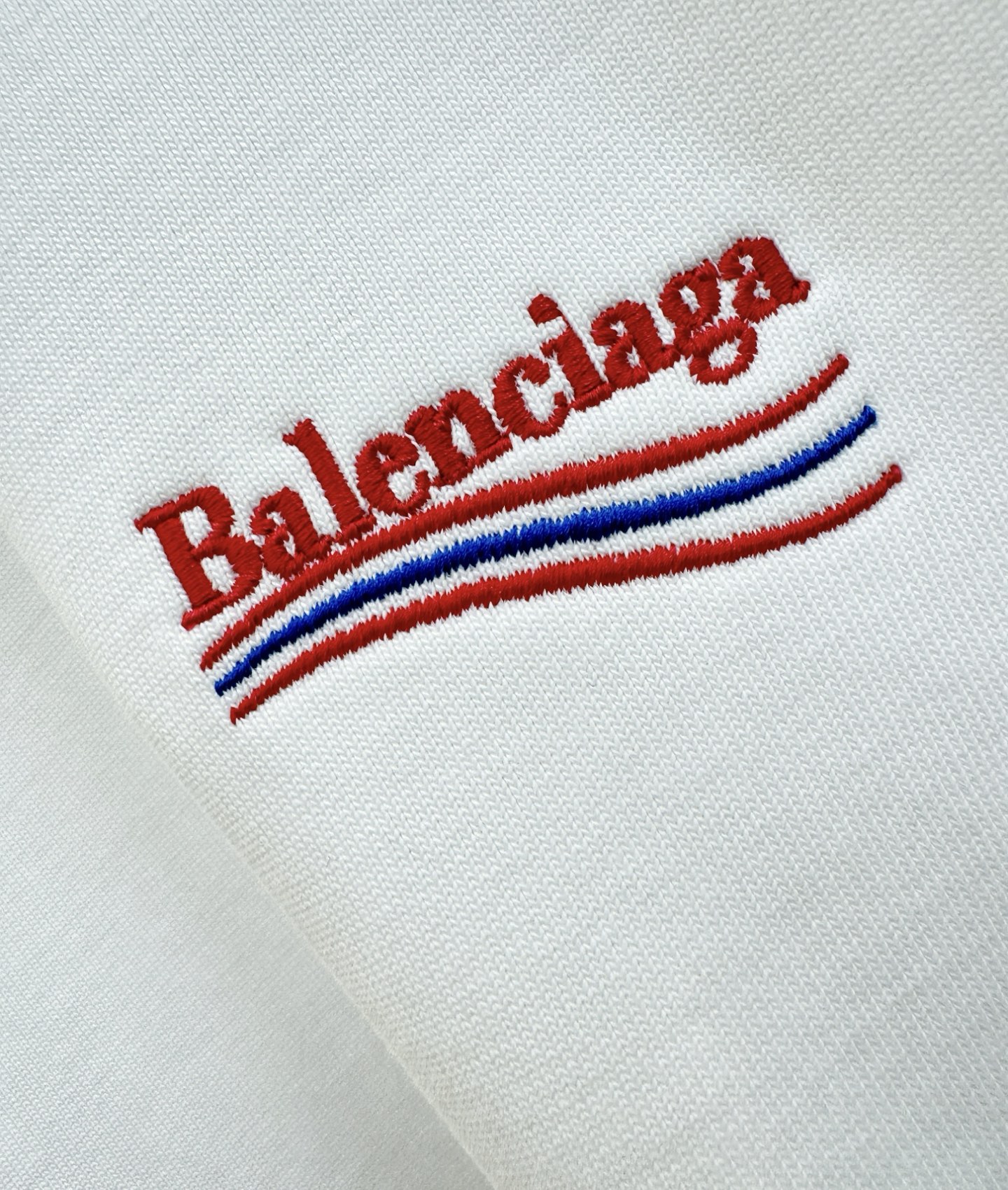 最大可穿240斤‼️ Balenciaga巴黎世家 2026新款短袖T恤！走秀图案时尚休闲短袖T恤衫！设