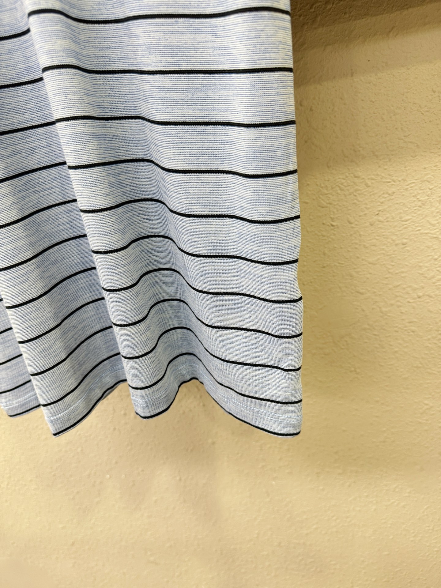 Armani 阿玛尼 2026官方新款 专柜同步上市 男士翻领短袖POLO衫，高端主线系列，进口面料，质