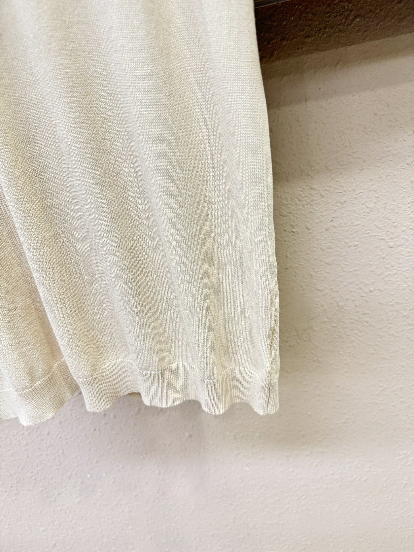 LOEWE罗意威 2026春夏新品针织短袖，进口针织面料，手感柔软。顶级进口私货，时尚设计潮流短袖针织衫