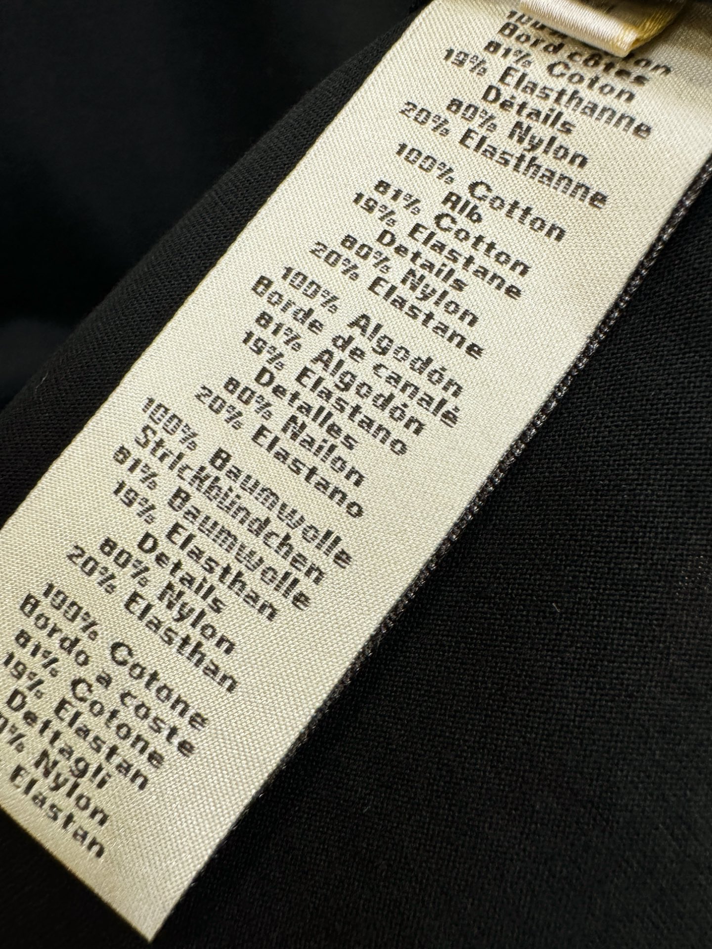 Hermès爱马仕 2026春夏新品天丝短袖，重工刺绣，天丝面料，手感柔软。顶级进口私货，时尚设计潮流短