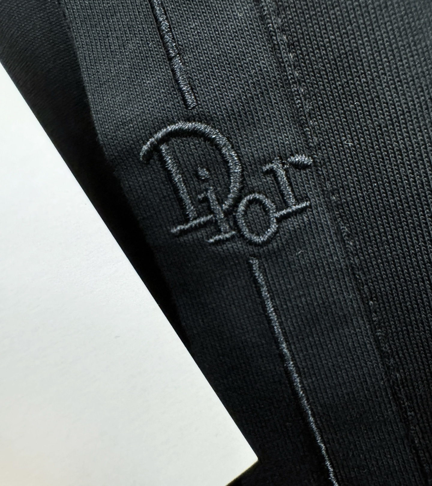 Dior迪奥 2026春夏新款首发专柜最新款翻领短袖，定制面料，高端订制 设计前卫时尚！品牌logo重工