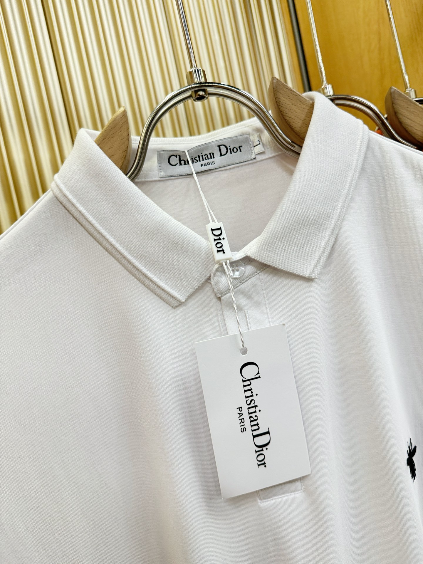 Dior迪奥 2026春夏新款首发专柜最新款翻领短袖，定制面料，高端订制 设计前卫时尚！品牌logo重工