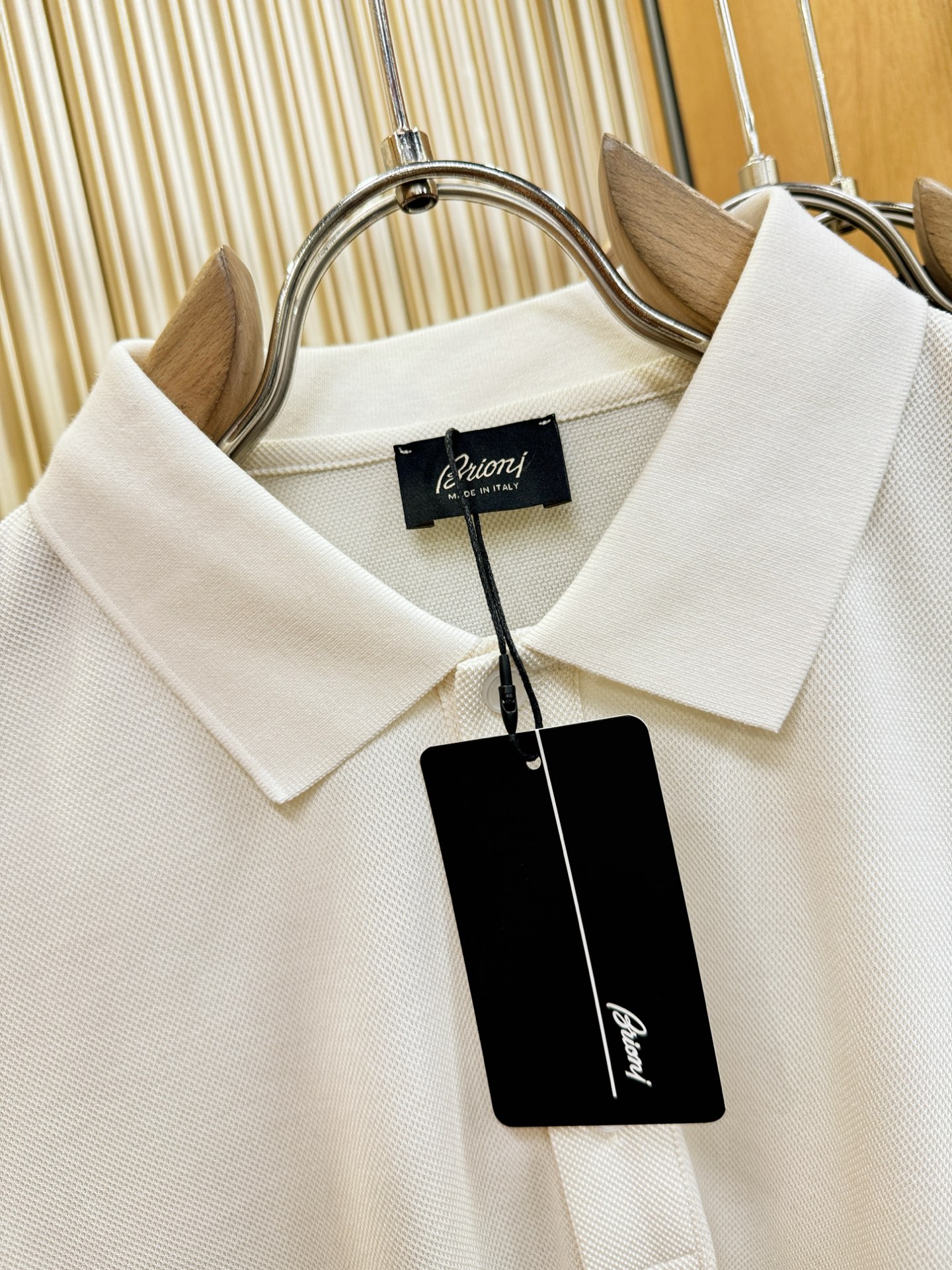 loro Piana诺悠翩雅 2026春夏新款首发专柜最新款翻领短袖，100%双丝光珠地棉面料，高端订制