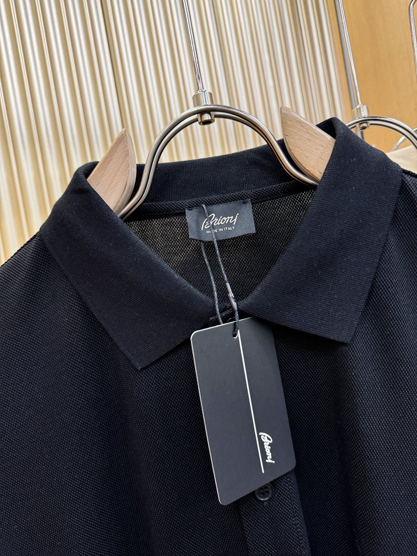 loro Piana诺悠翩雅 2026春夏新款首发专柜最新款翻领短袖，100%双丝光珠地棉面料，高端订制