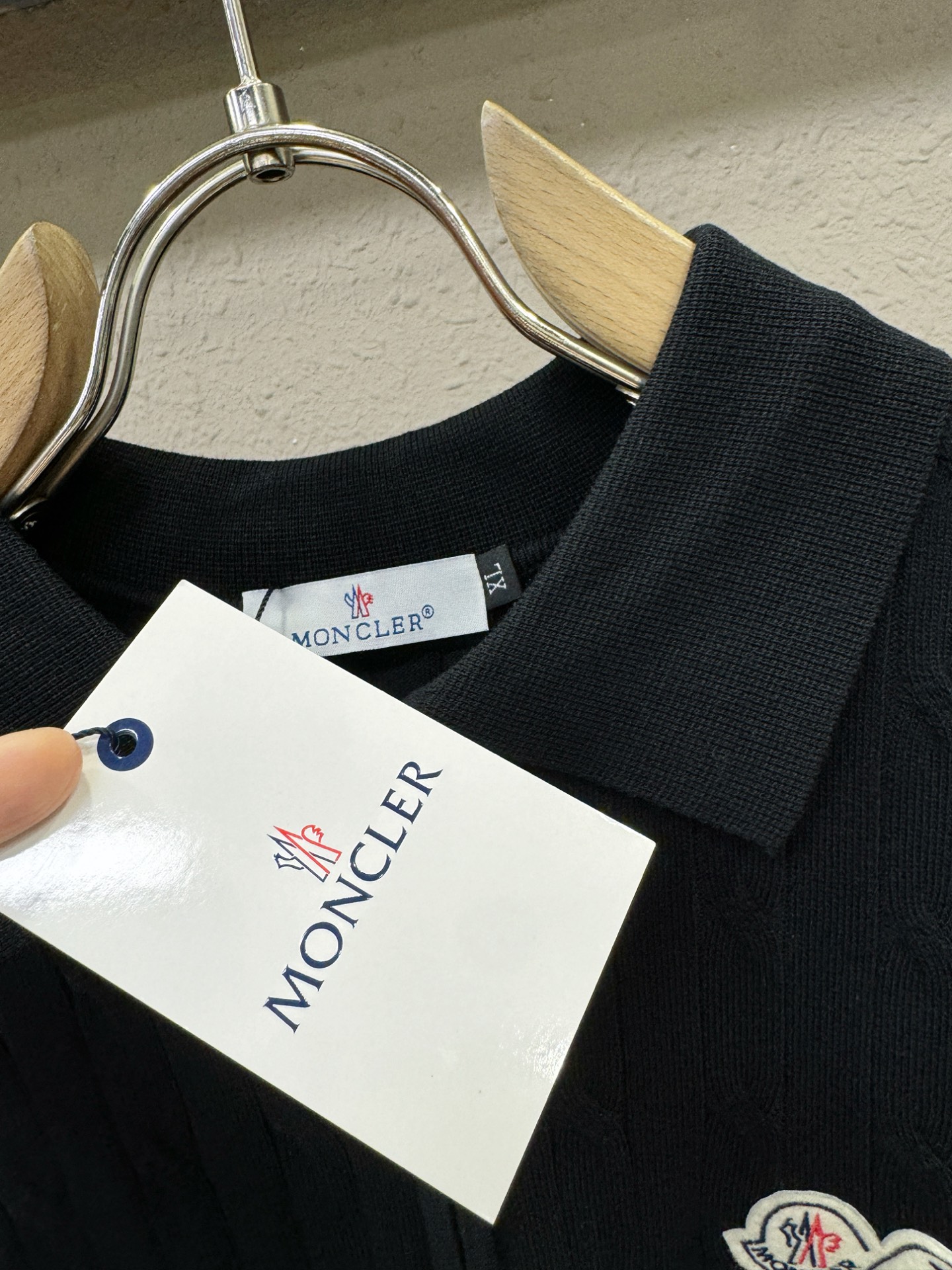 Moncler蒙口 2026春夏新品针织短袖，翻领针织面料，手感柔软。顶级进口私货，时尚设计潮流短袖针织