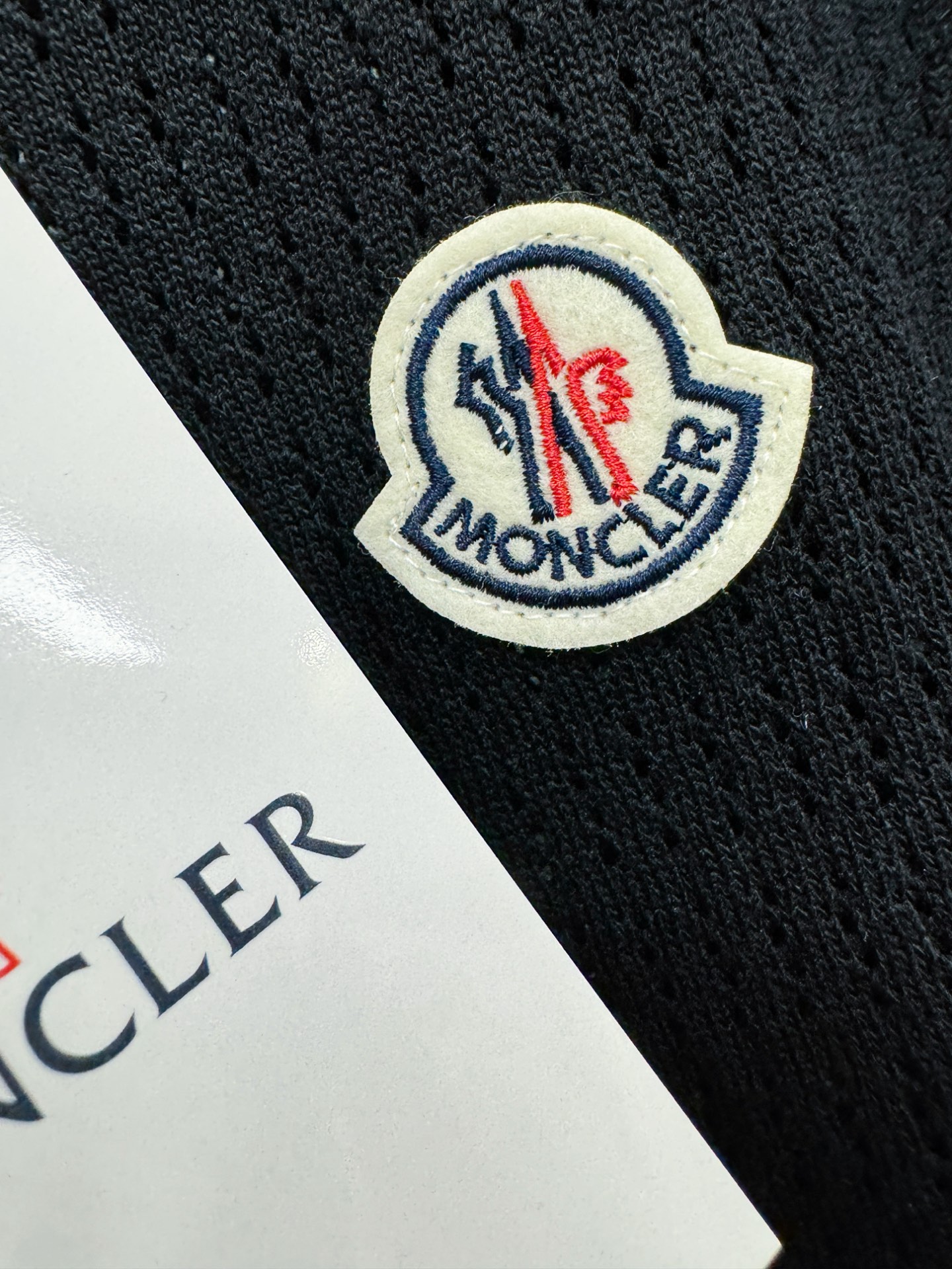Moncler蒙口 2026春夏新品针织短袖，针织面料，手感柔软。顶级进口私货，时尚设计潮流短袖针织衫，不失奢华 品质毋
