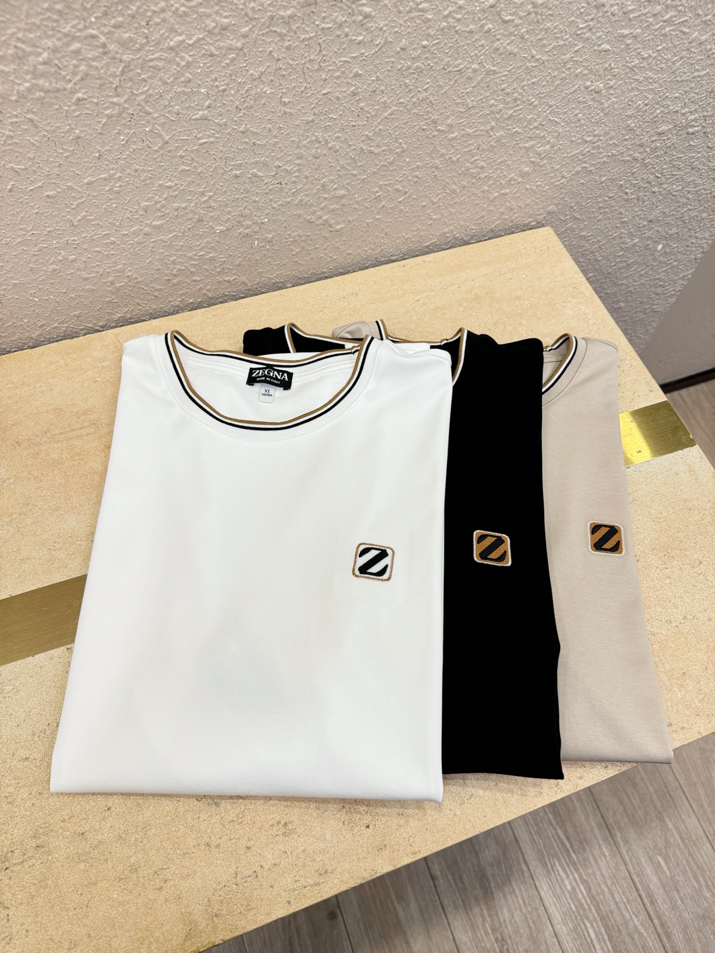 Ermenegildo Zeg*a杰*亚 顶级品质 2026新品短袖！原版定制面料，手感柔软。顶级进口私