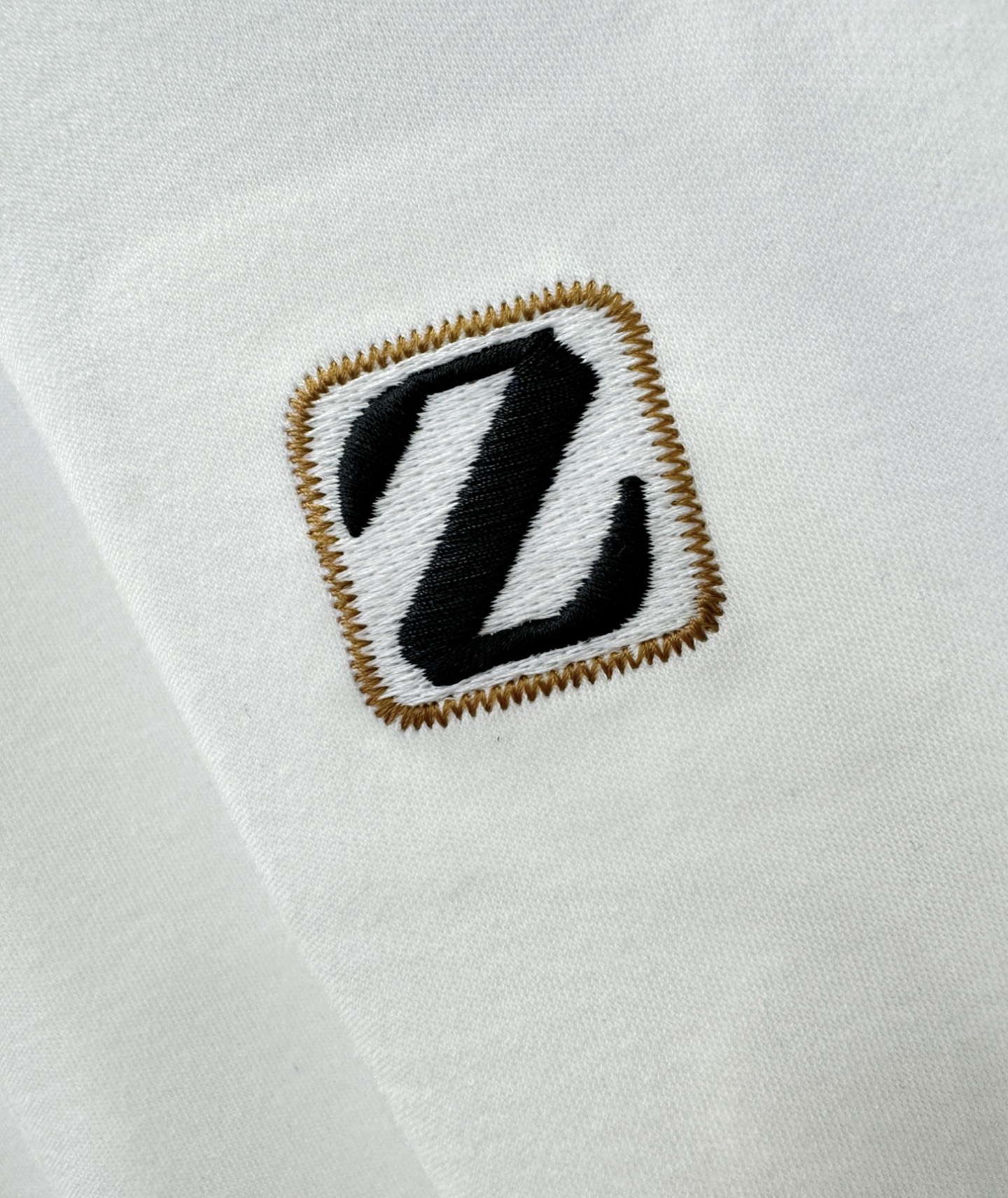 Ermenegildo Zeg*a杰*亚 顶级品质 2026新品短袖！原版定制面料，手感柔软。顶级进口私