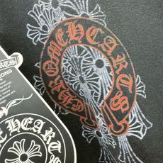 (最大可穿240斤) CHROME HEARTS 克罗心 2026春夏新款短袖T恤!走秀图案时尚休闲短袖 (最大可穿240斤) CHROME HEARTS 克罗心 2026春夏新款短袖T恤!走秀图案时尚休闲短袖